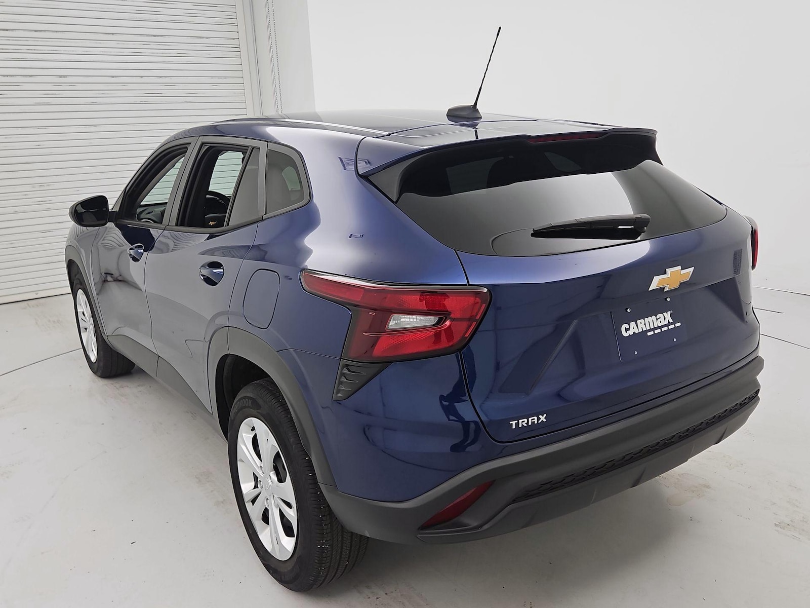 2024 Chevrolet Trax LS - Photo 7