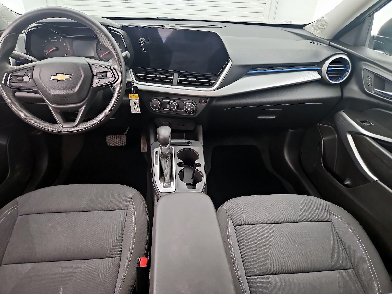 2024 Chevrolet Trax LS - Photo 8
