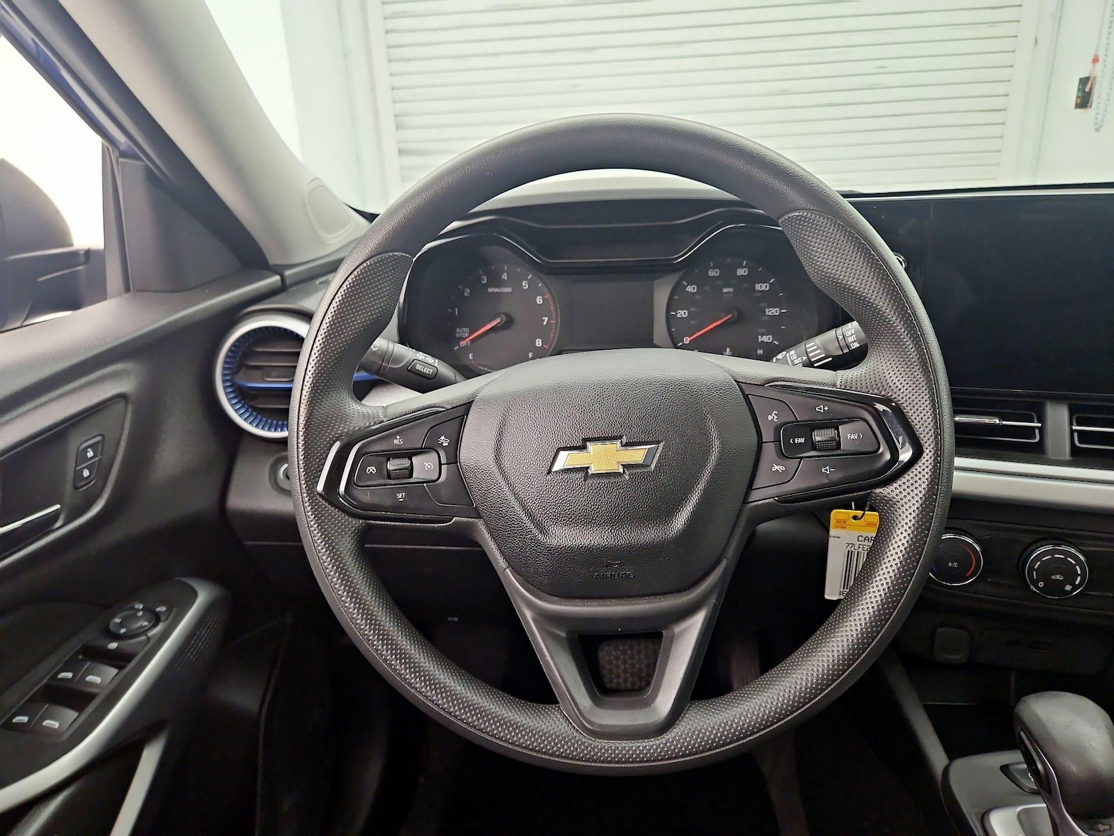 2024 Chevrolet Trax LS - Photo 9