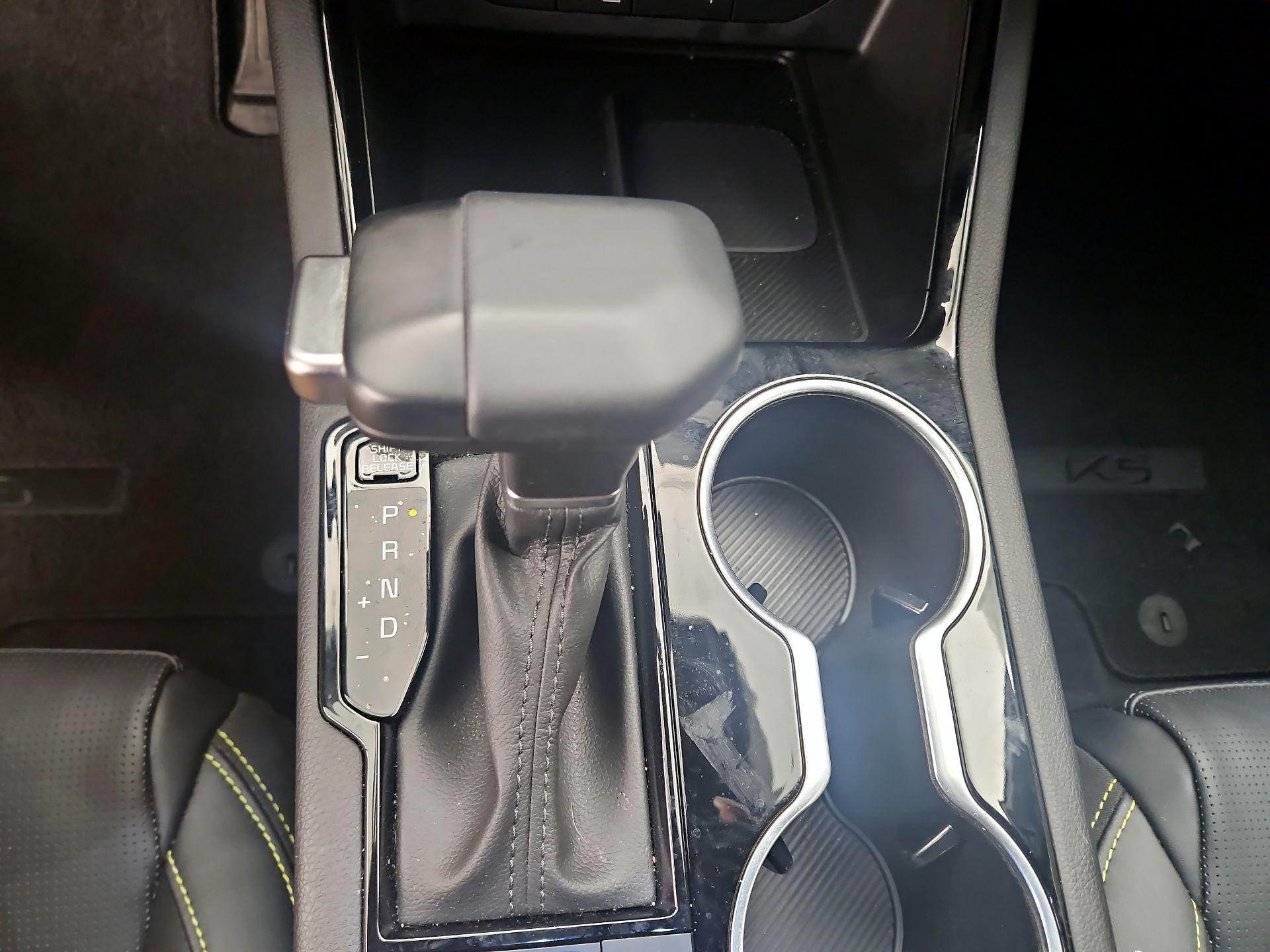 Thumbnail: 2026 Kia K5 - 16