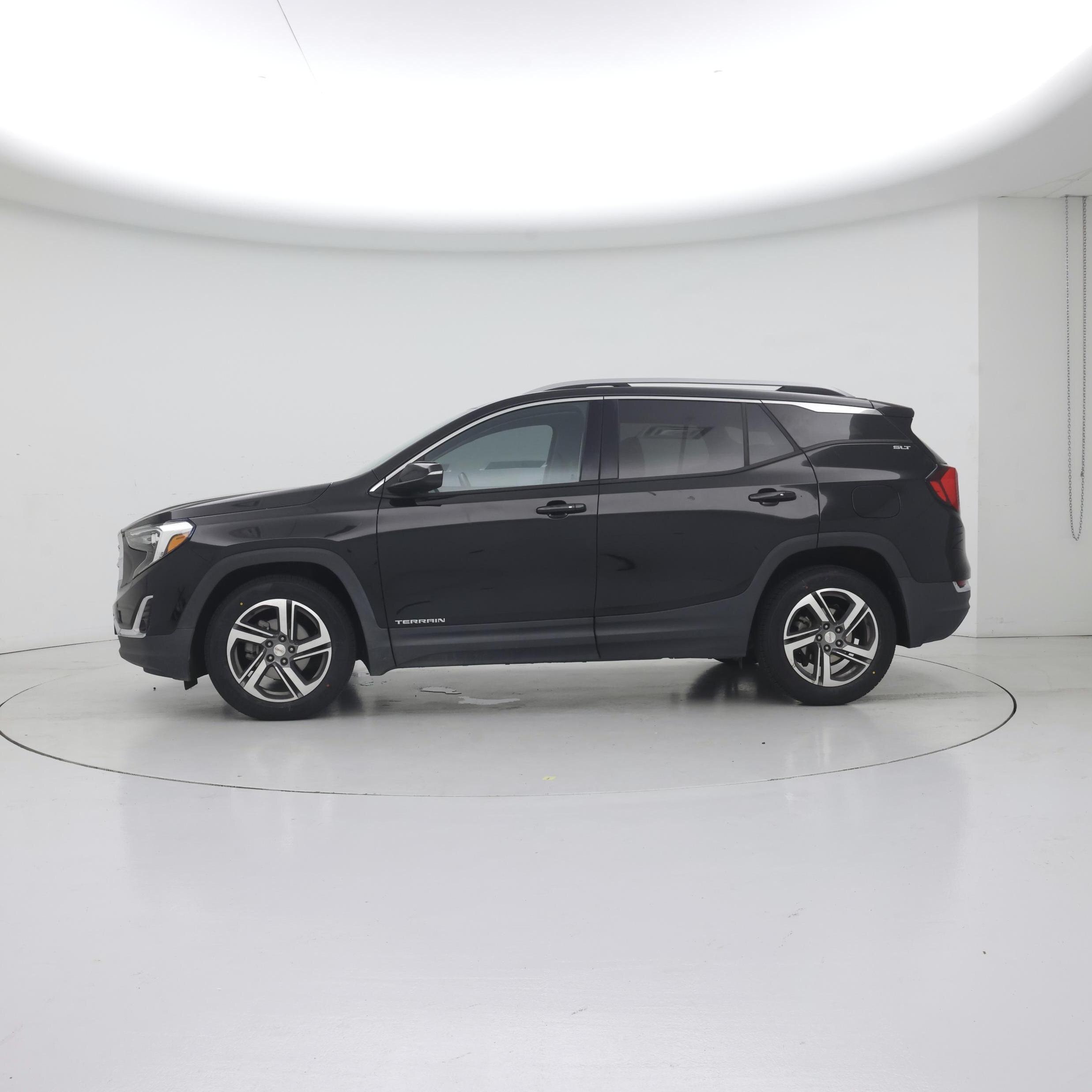 Thumbnail: 2020 GMC Terrain - 3