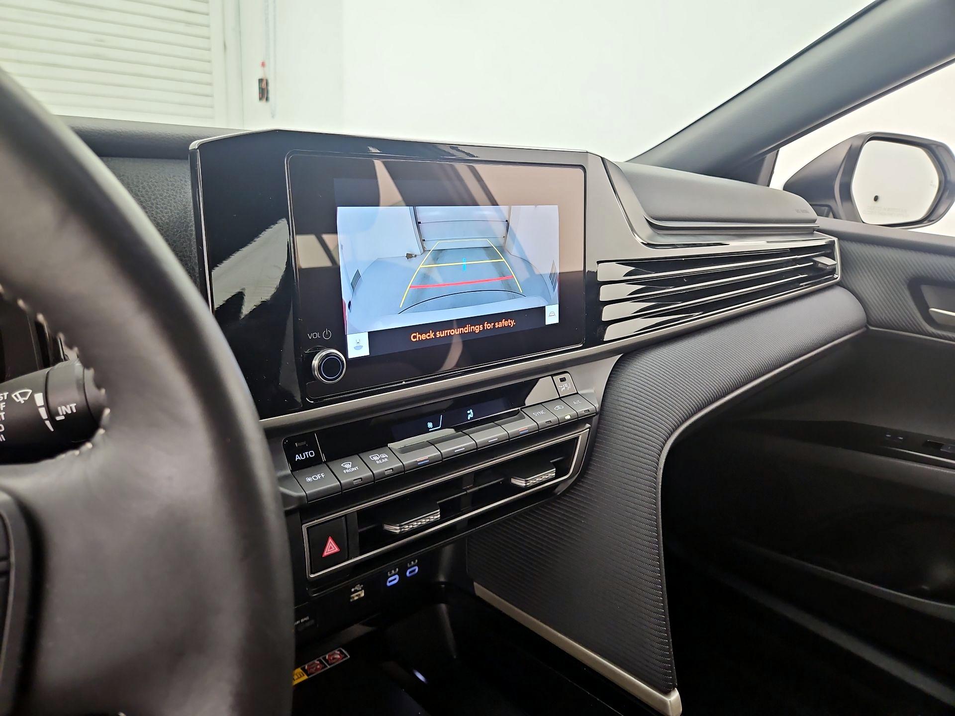 Thumbnail: 2025 Toyota Camry - 14