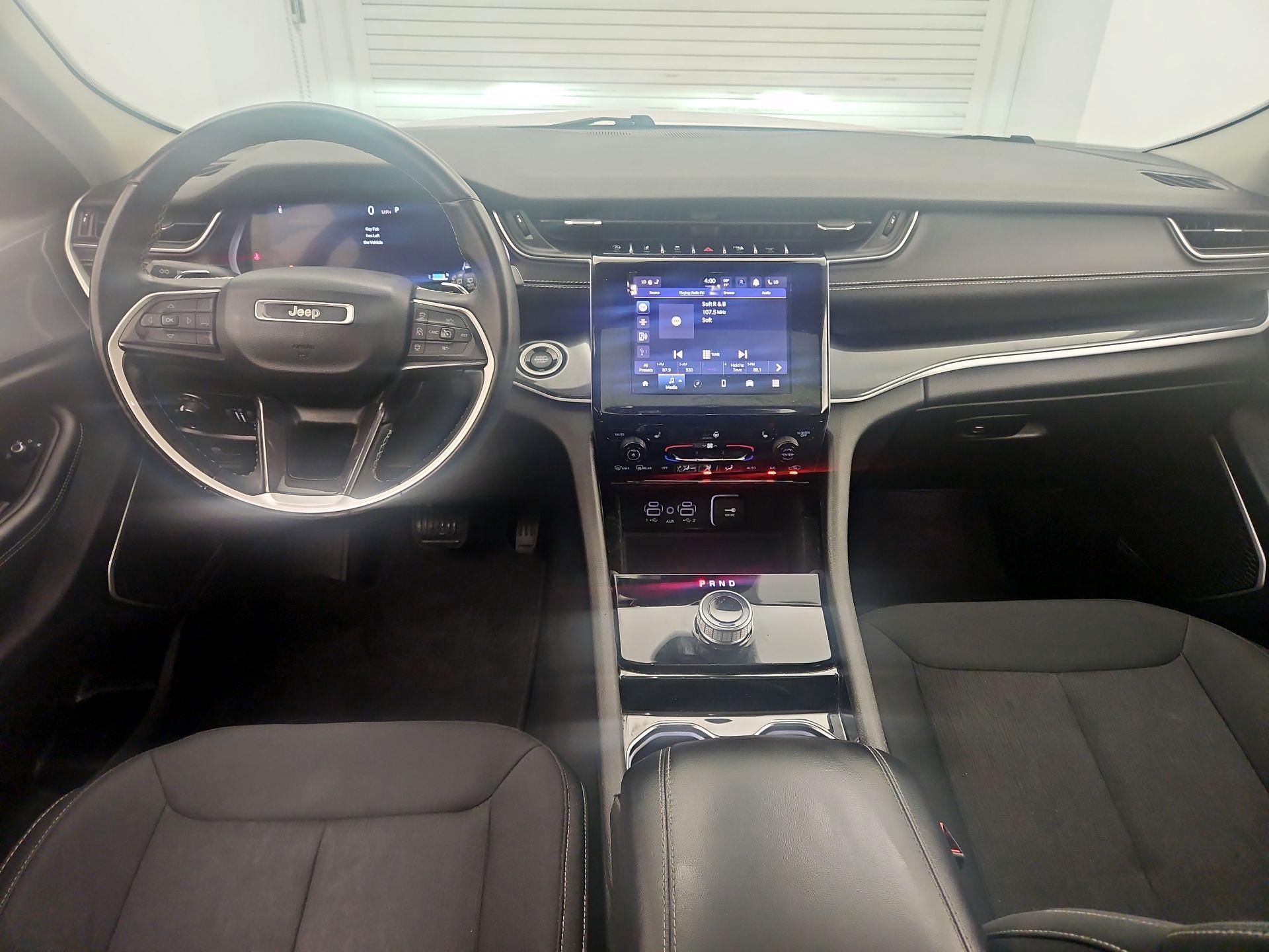 Thumbnail: 2022 Jeep Grand Cherokee - 9