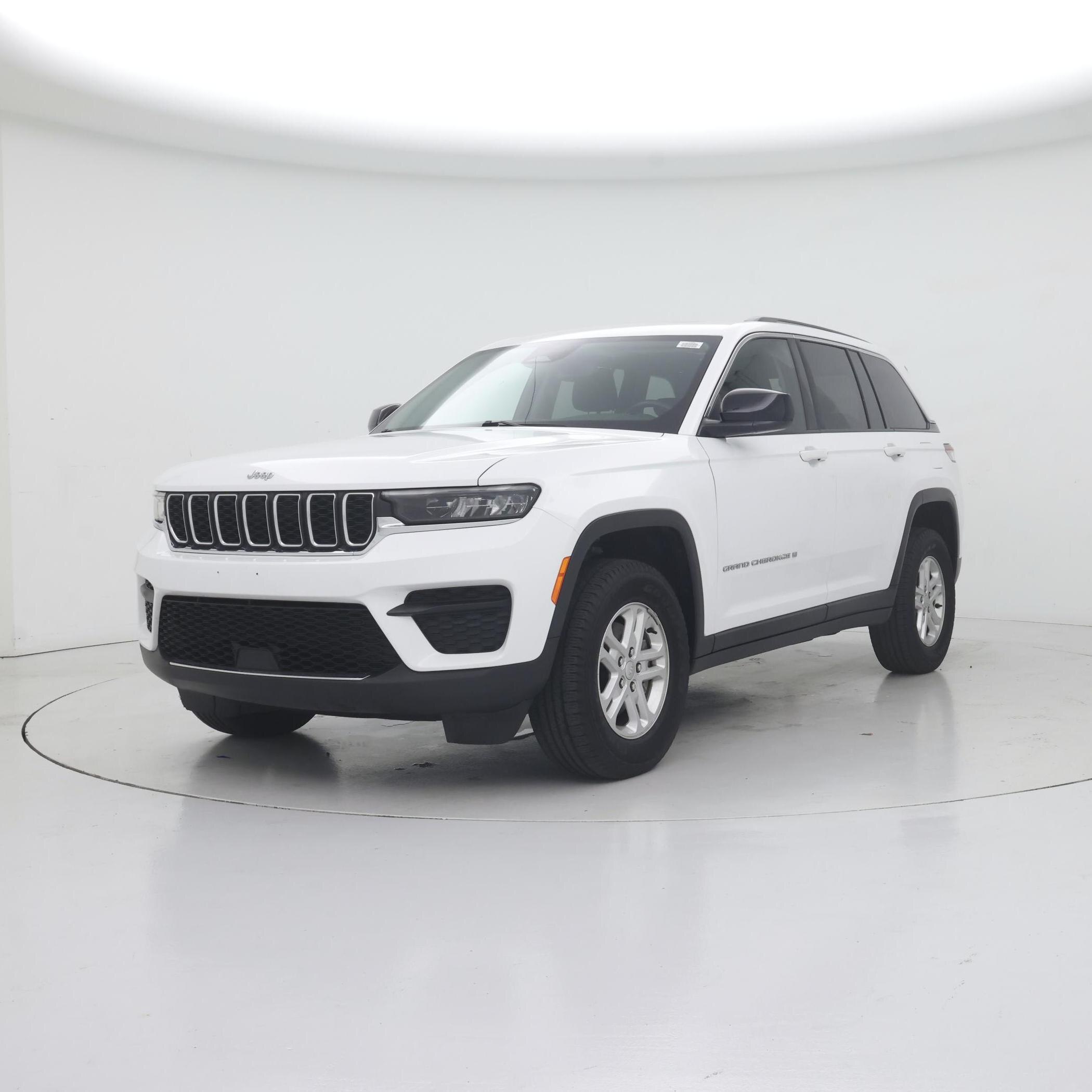 Thumbnail: 2022 Jeep Grand Cherokee - 4