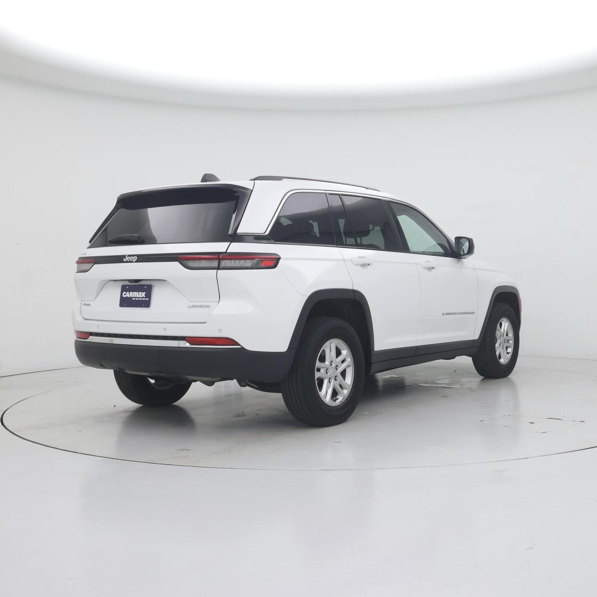 Thumbnail: 2022 Jeep Grand Cherokee - 8