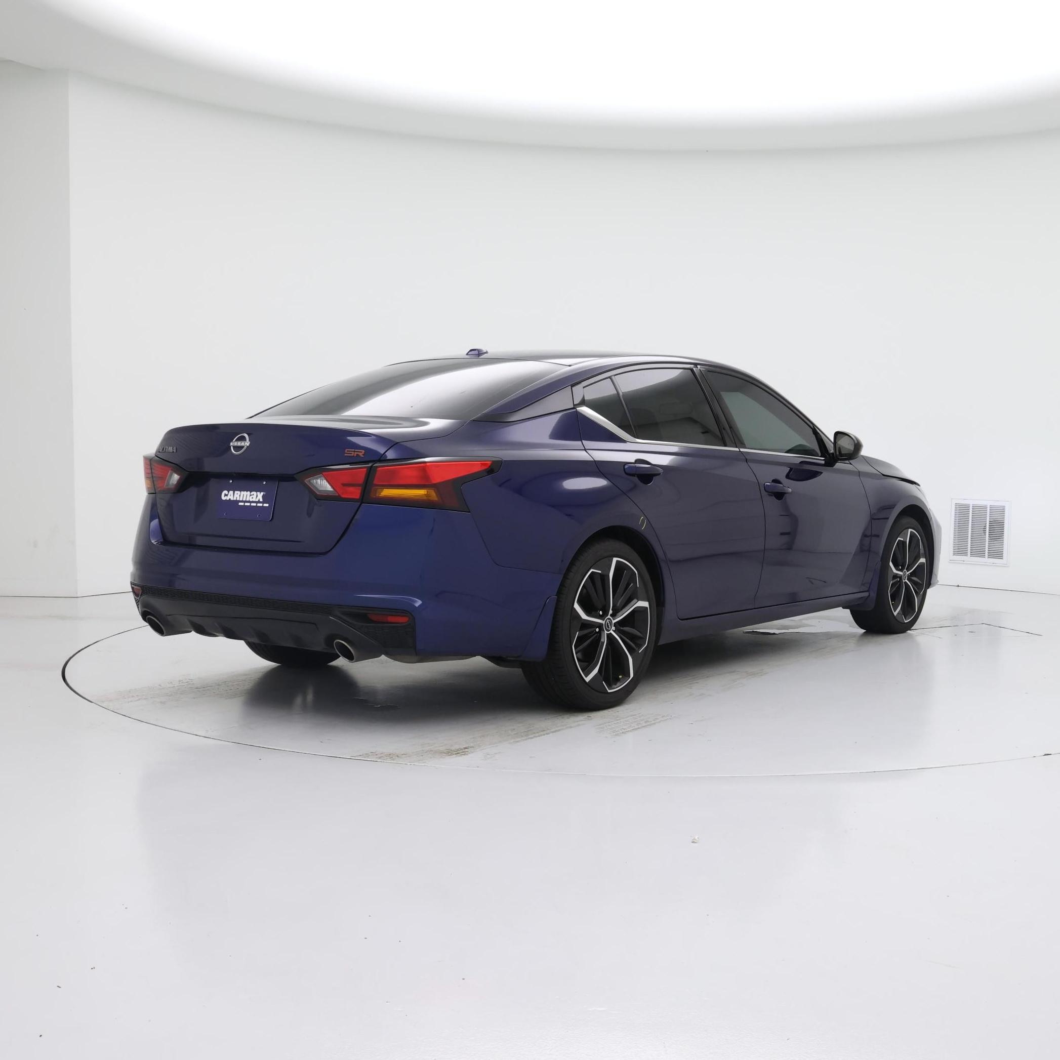 Thumbnail: 2024 Nissan Altima - 8