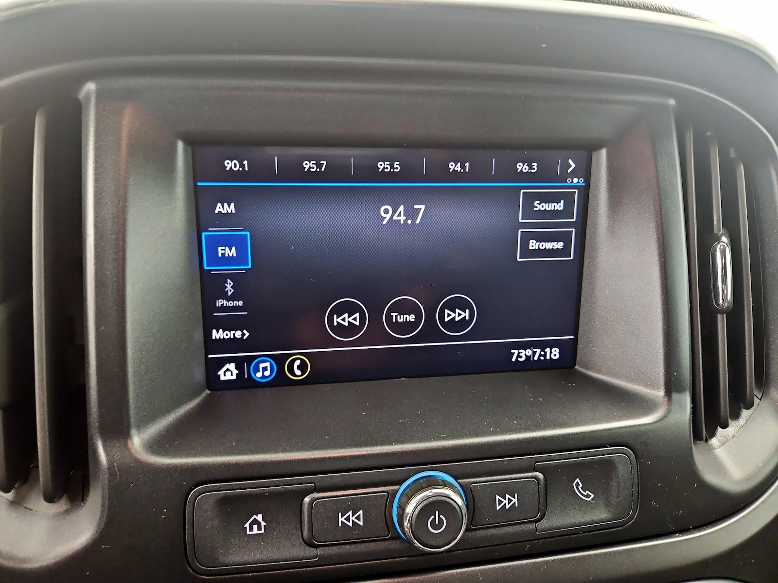 2020 Chevrolet Colorado Work Truck - Photo 16