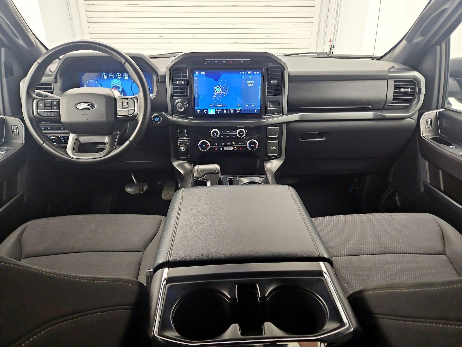 Photo 10