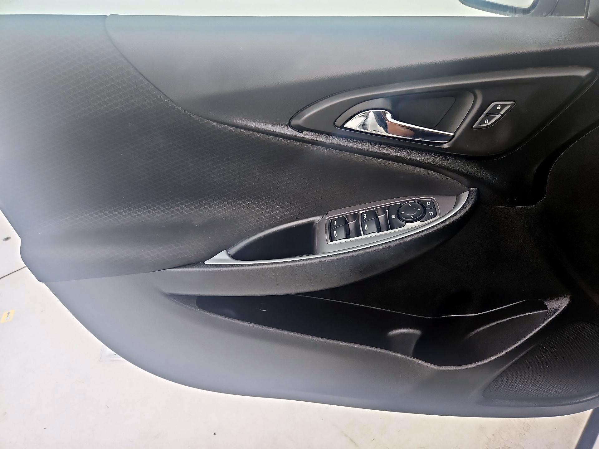 Thumbnail: 2024 Chevrolet Malibu - 12