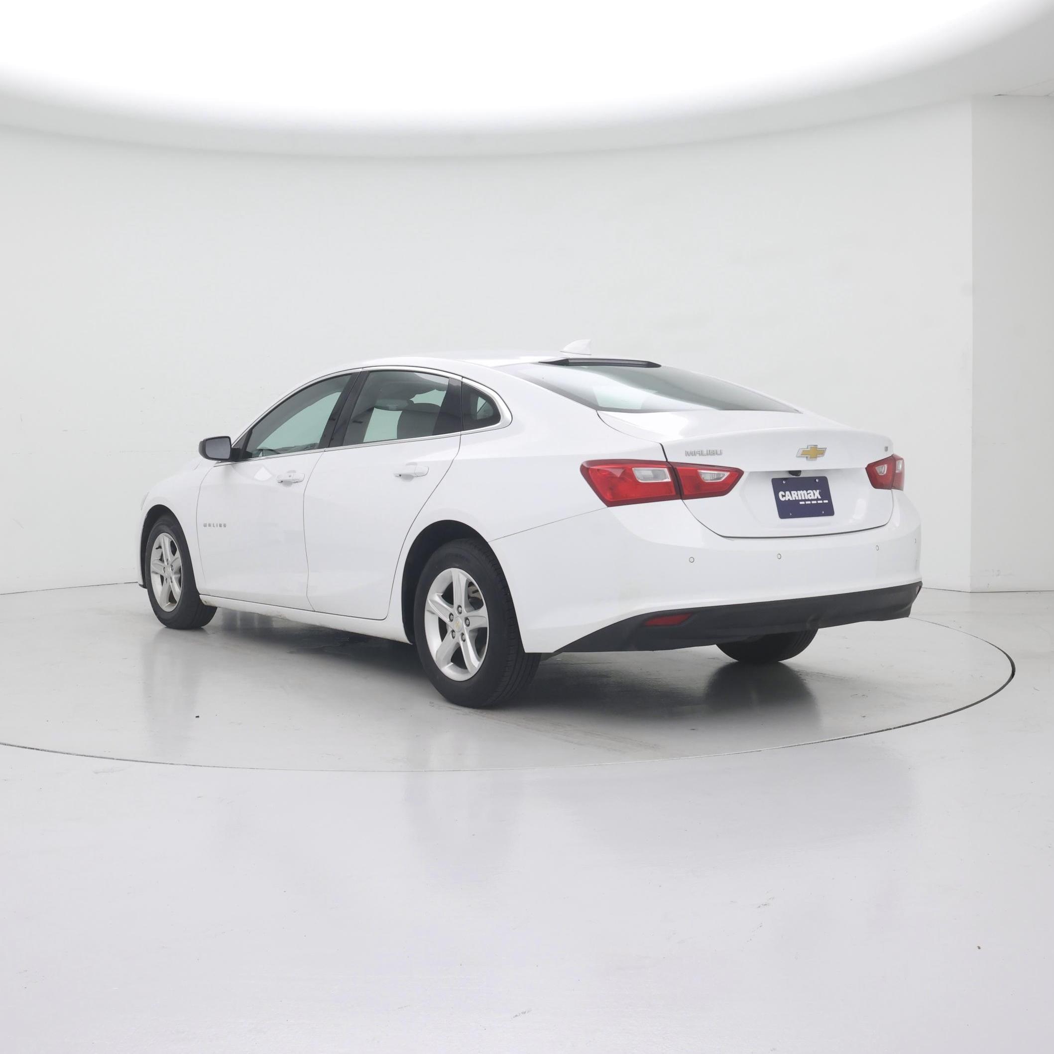 Thumbnail: 2024 Chevrolet Malibu - 2