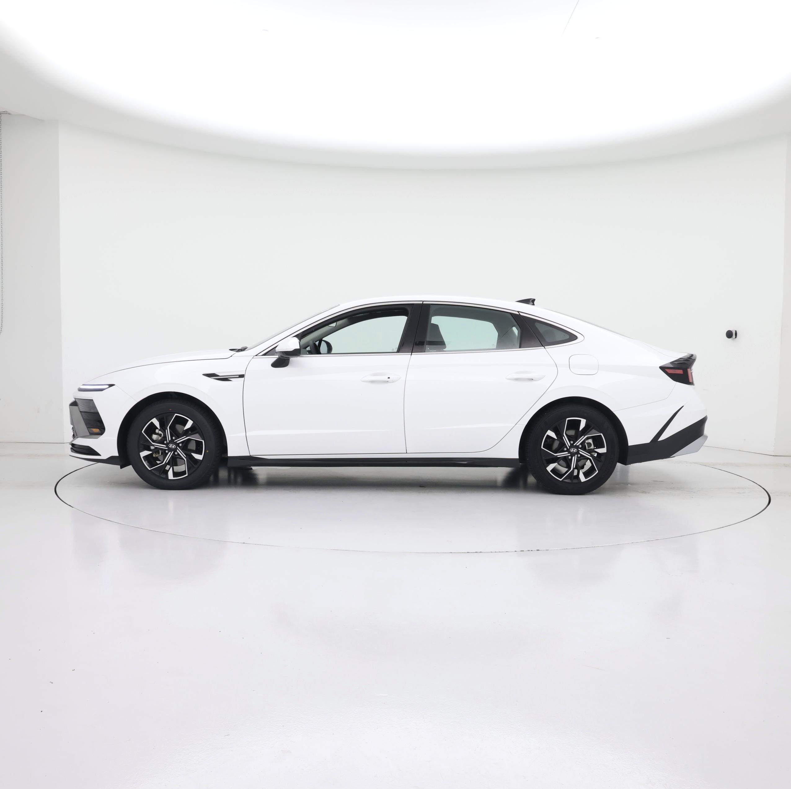 Thumbnail: 2025 Hyundai Sonata - 3