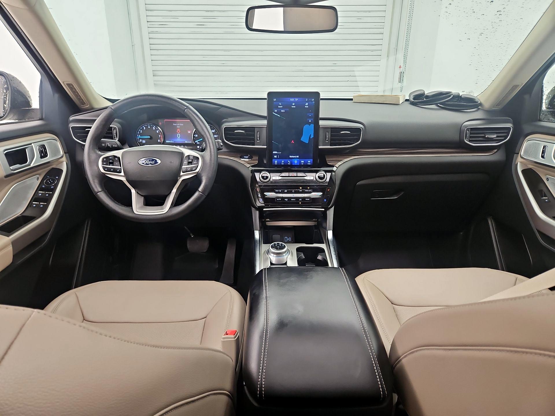 Thumbnail: 2023 Ford Explorer - 9