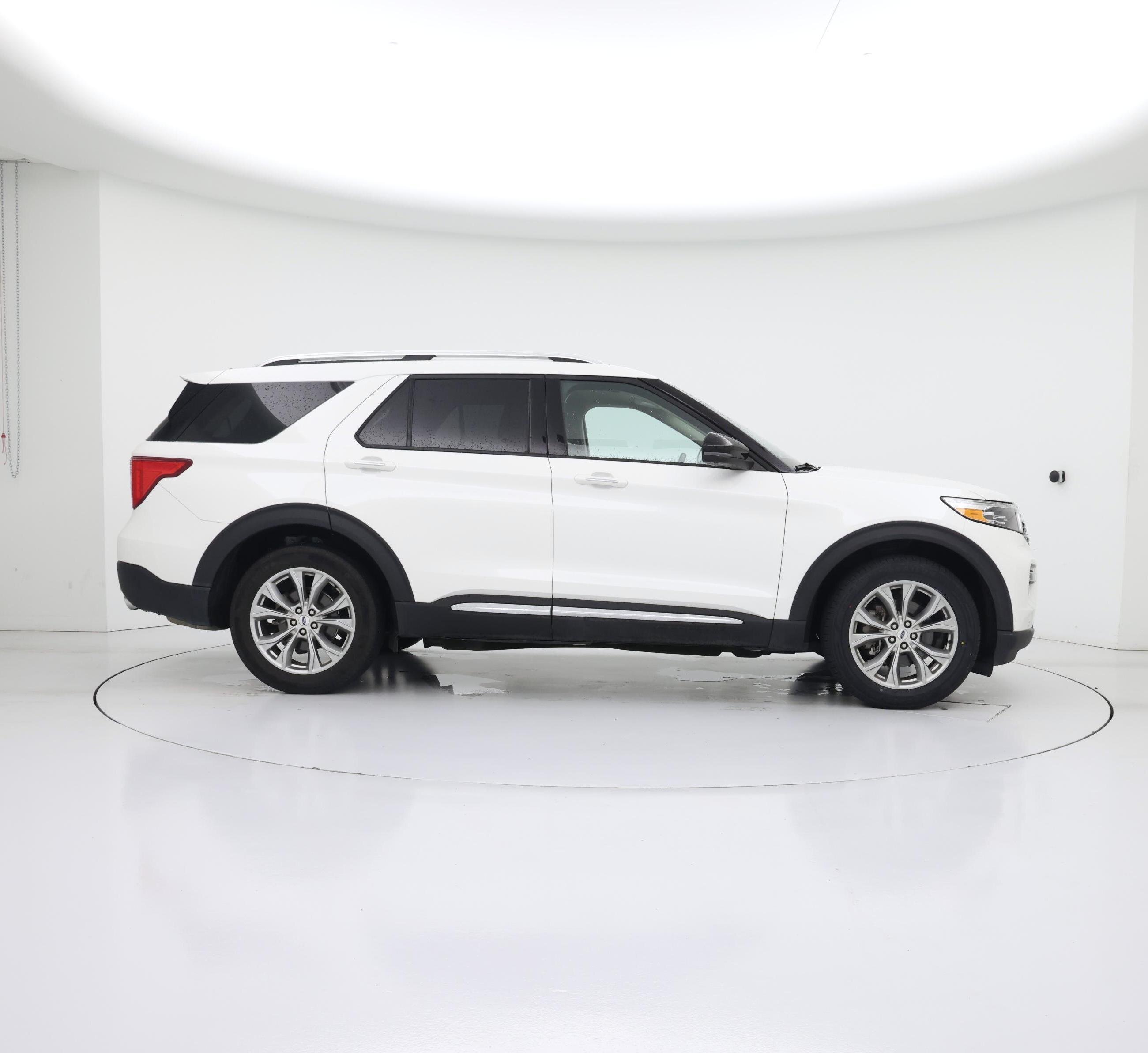 Thumbnail: 2023 Ford Explorer - 7