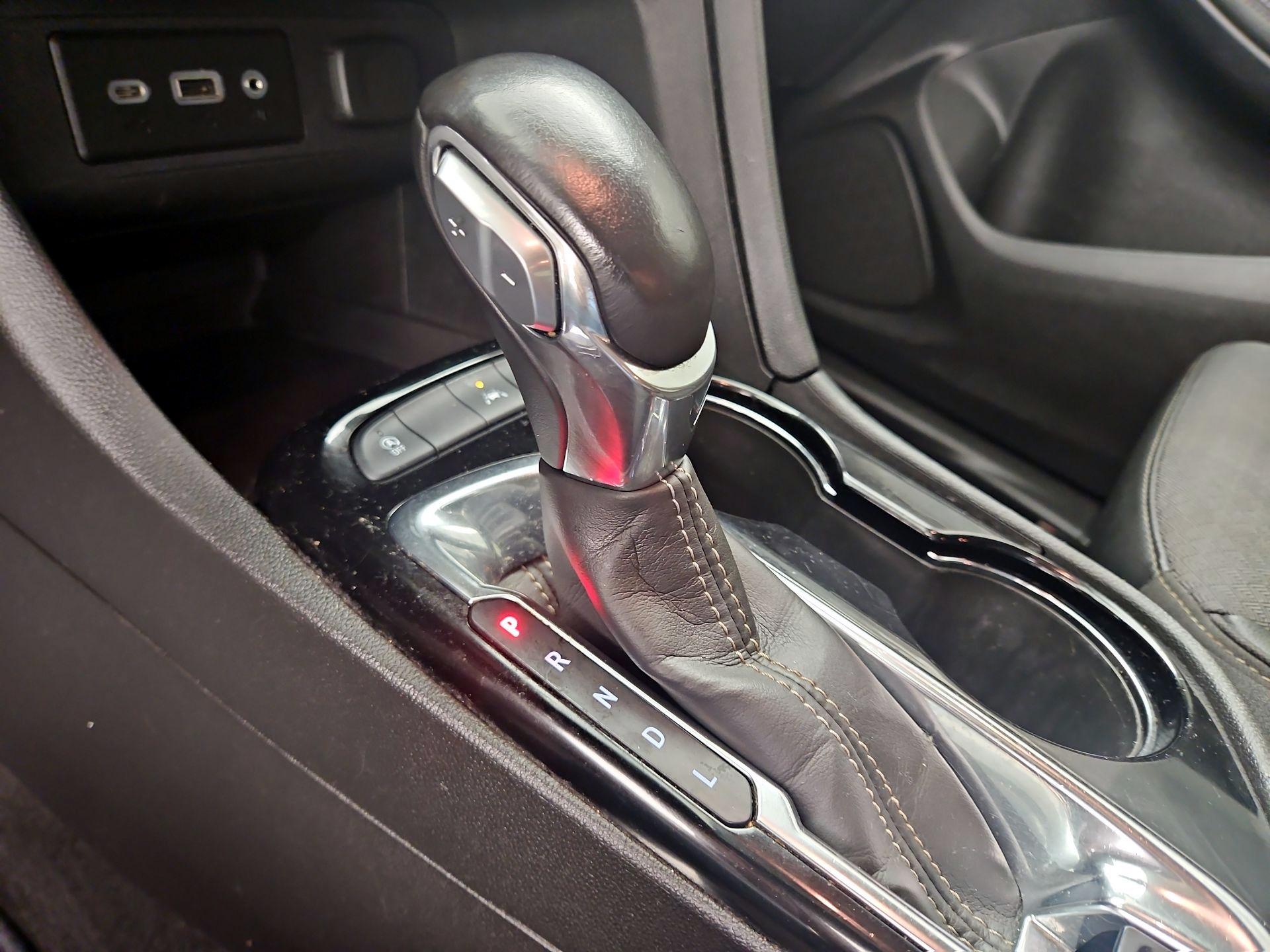 Thumbnail: 2023 Buick Encore GX - 17