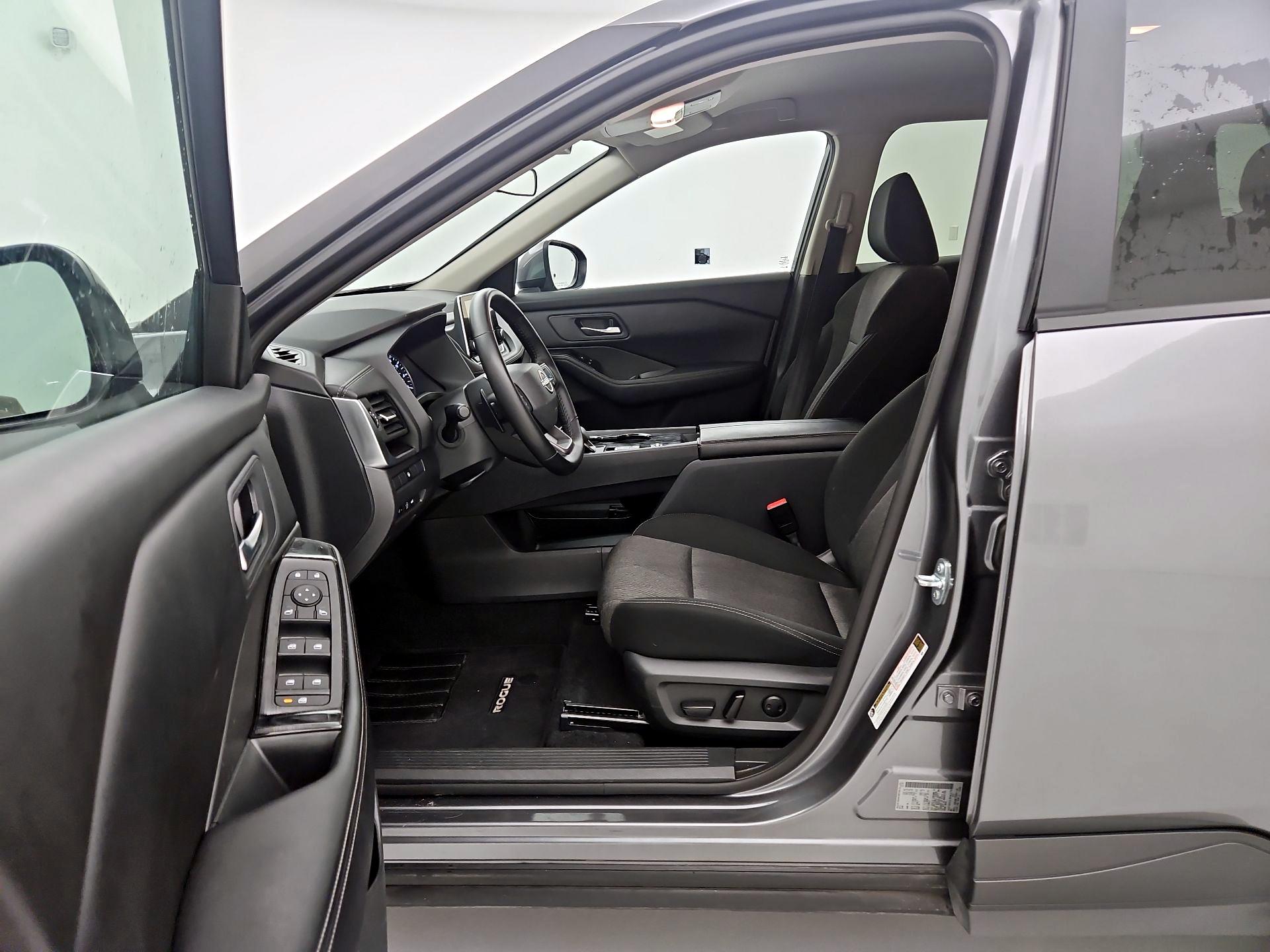 Thumbnail: 2025 Nissan Rogue - 11