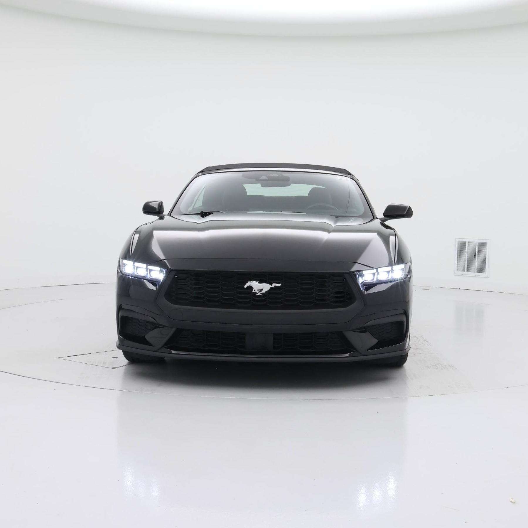 Thumbnail: 2025 Ford Mustang - 5