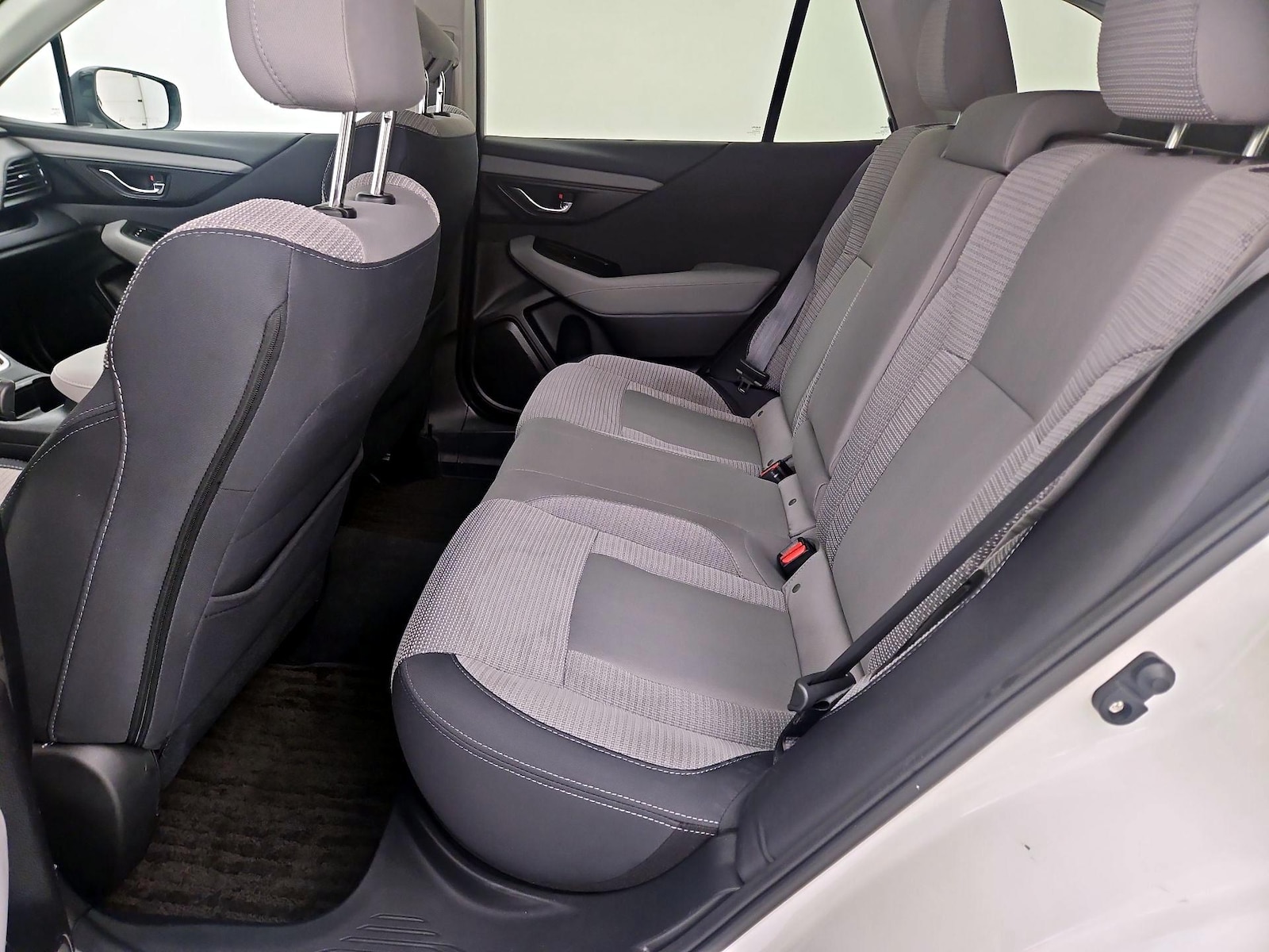 2024 Subaru Outback Premium - Photo 20