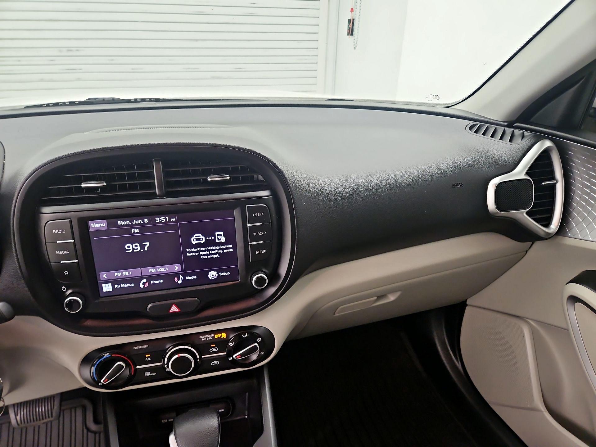 Thumbnail: 2023 Kia Soul - 9