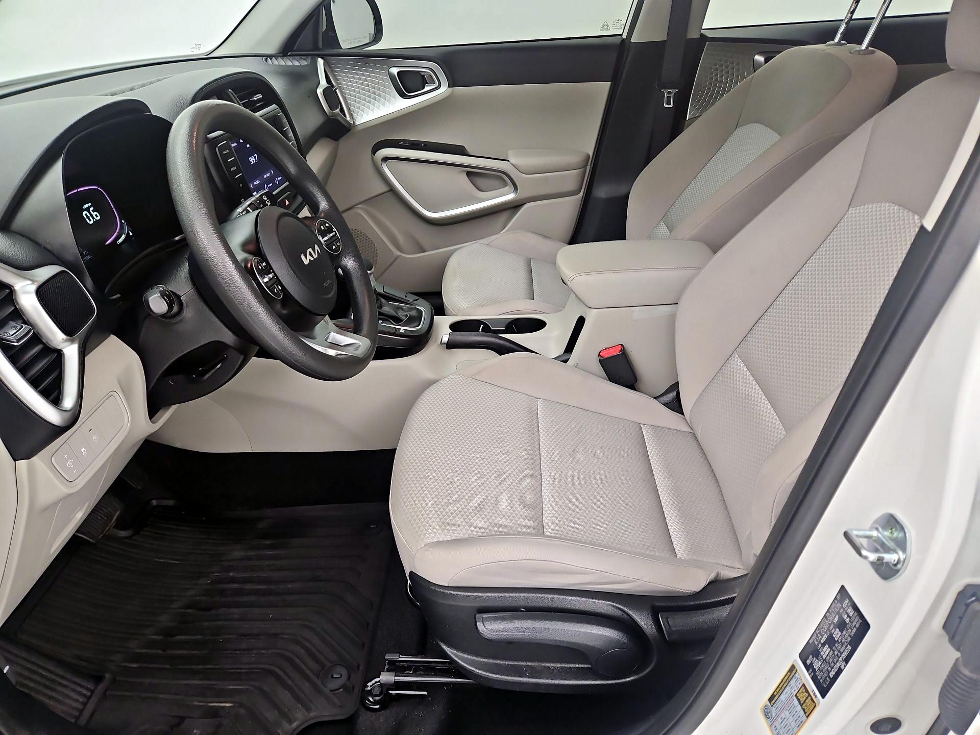Thumbnail: 2023 Kia Soul - 11