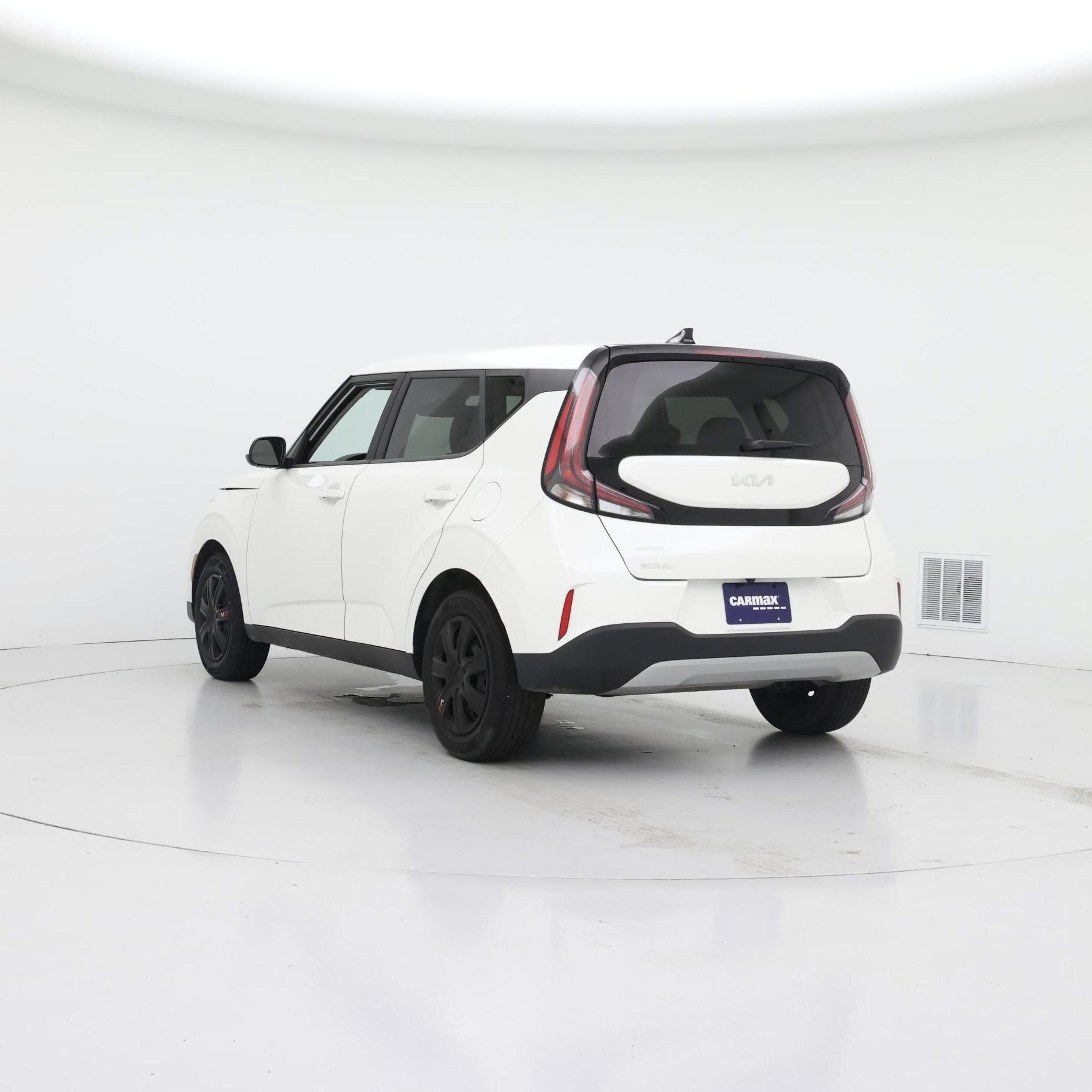 Thumbnail: 2023 Kia Soul - 2