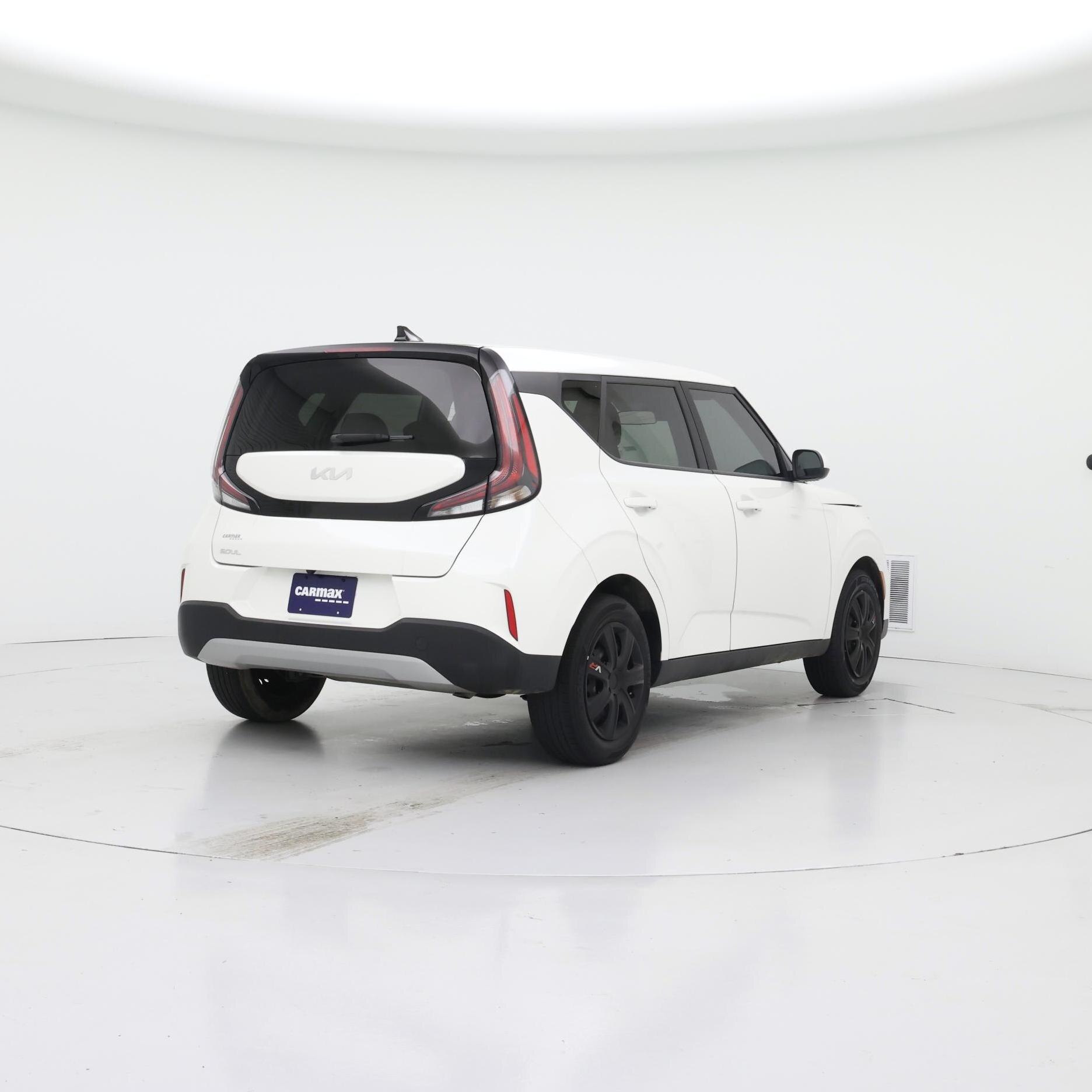 Thumbnail: 2023 Kia Soul - 8