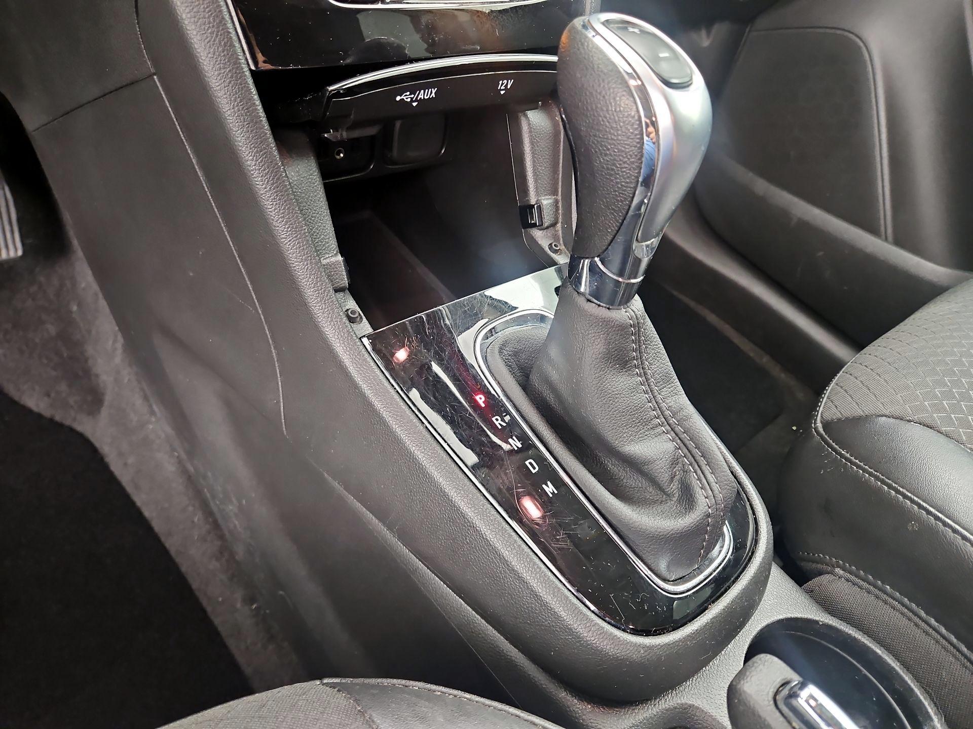 Thumbnail: 2019 Buick Encore - 17