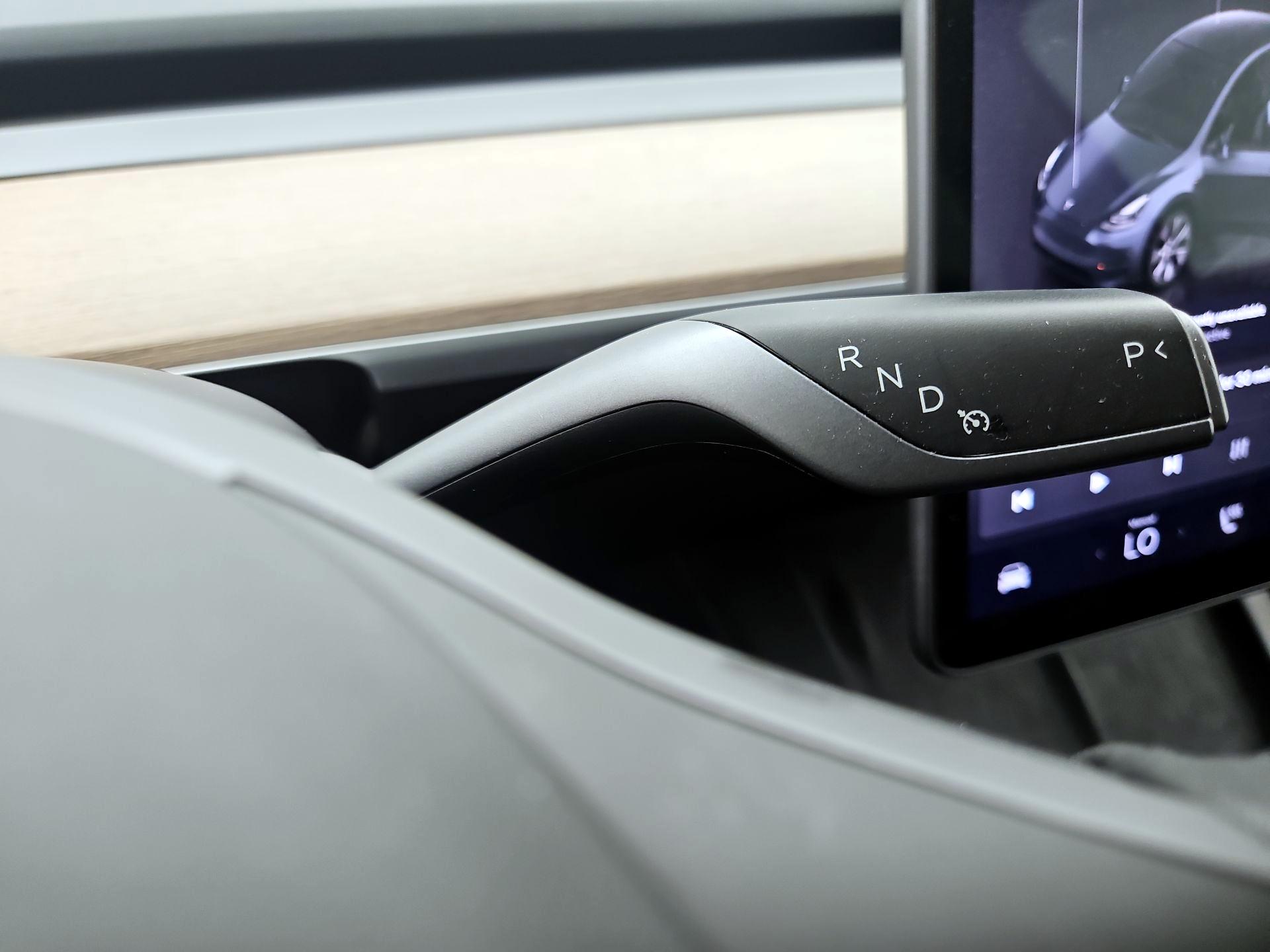 Thumbnail: 2023 Tesla Model Y - 16