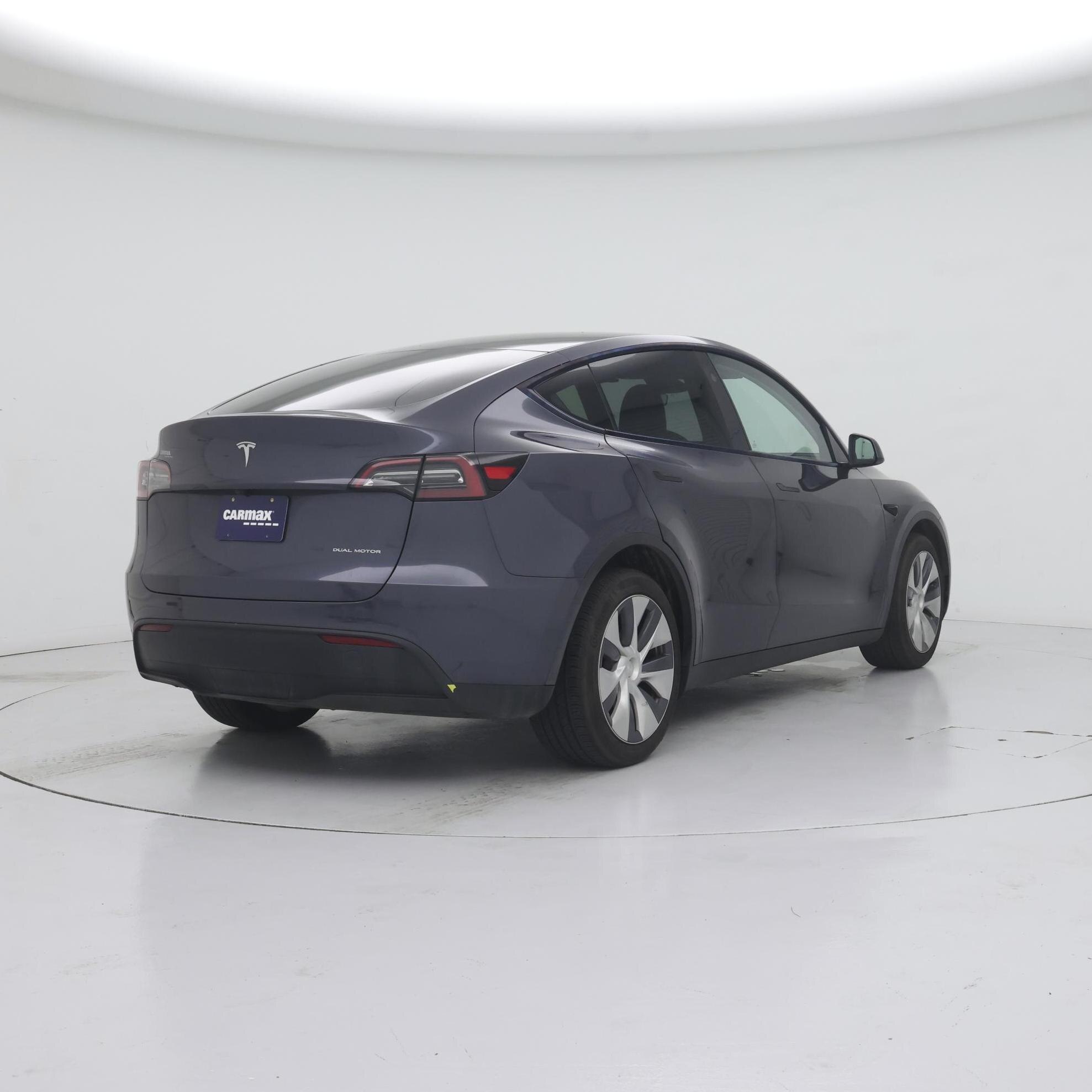Thumbnail: 2023 Tesla Model Y - 8
