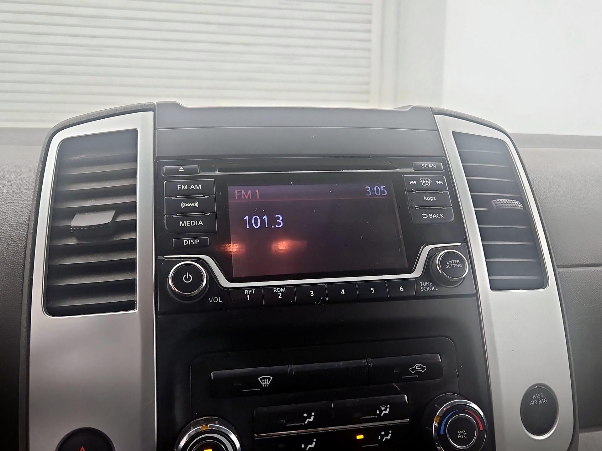Thumbnail: 2016 Nissan Frontier - 14