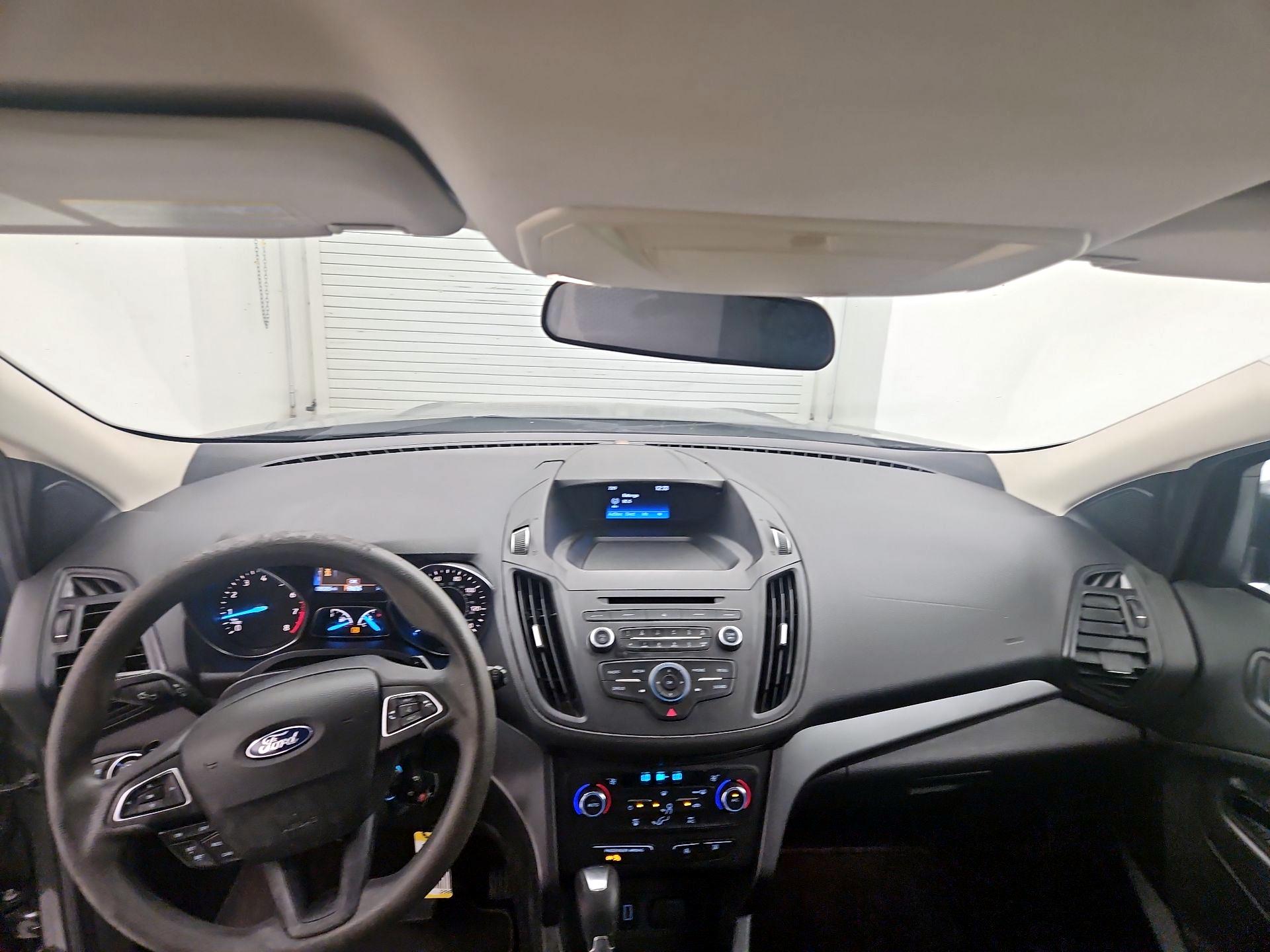 Thumbnail: 2017 Ford Escape - 9
