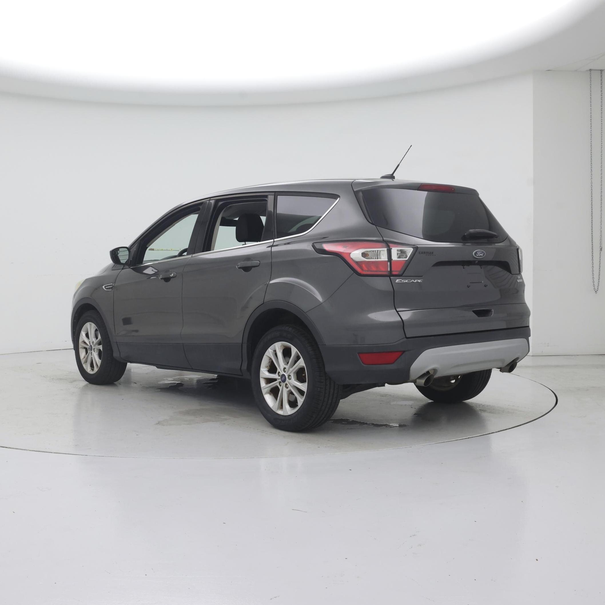 Thumbnail: 2017 Ford Escape - 2