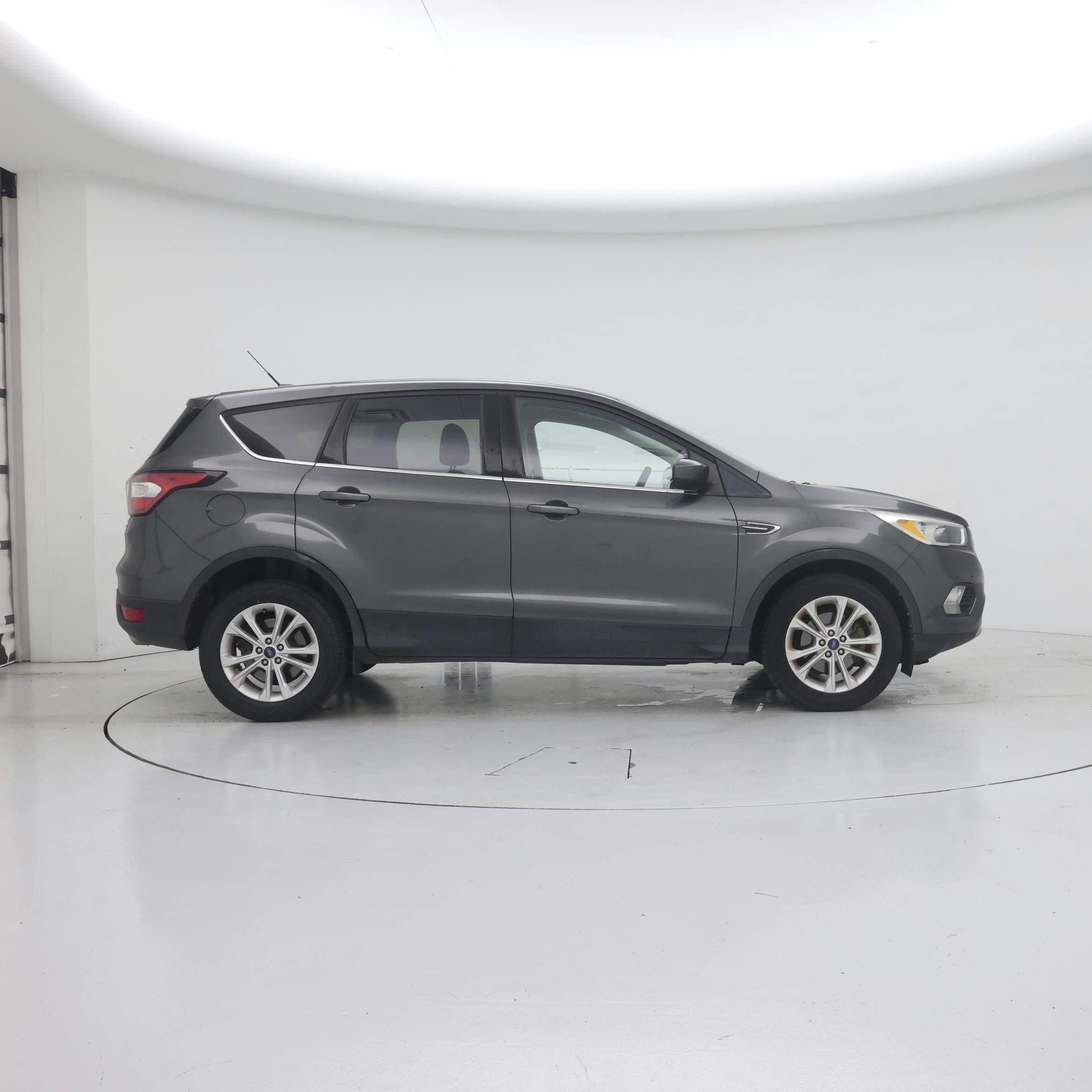 Thumbnail: 2017 Ford Escape - 7
