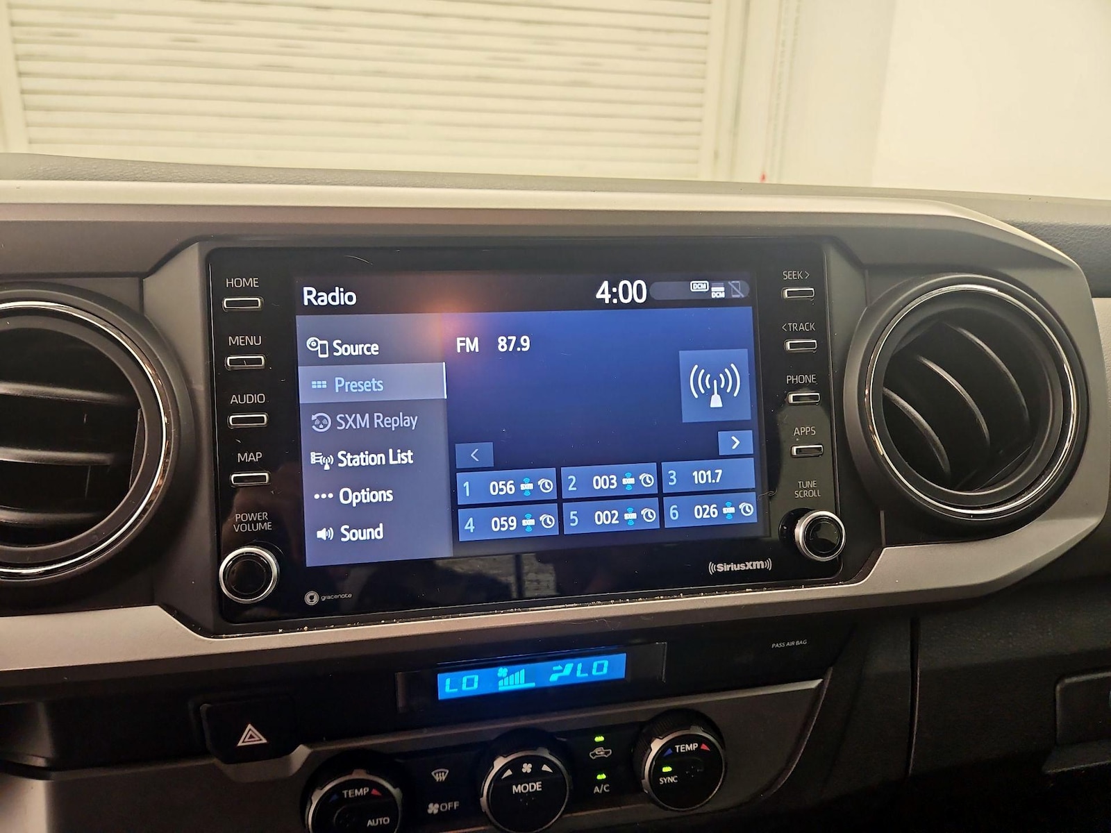 2021 Toyota Tacoma SR5 - Photo 16