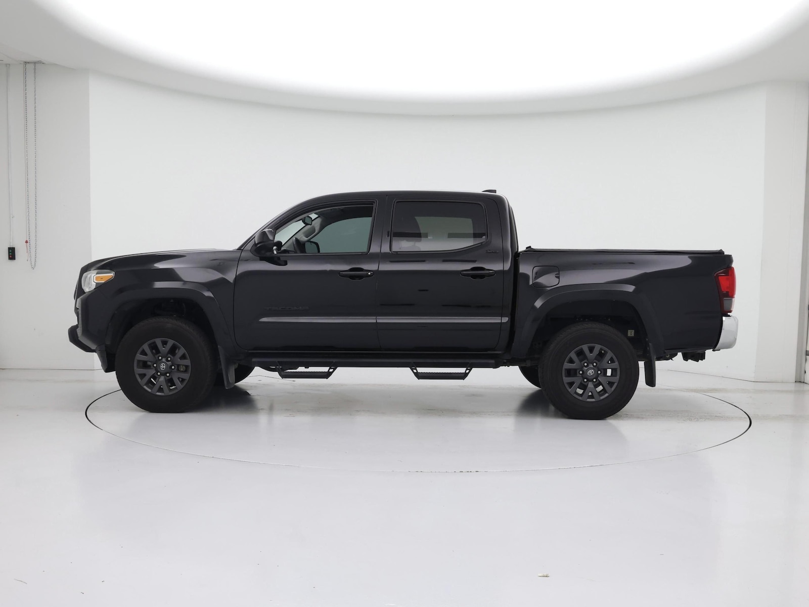 2021 Toyota Tacoma SR5 - Photo 4