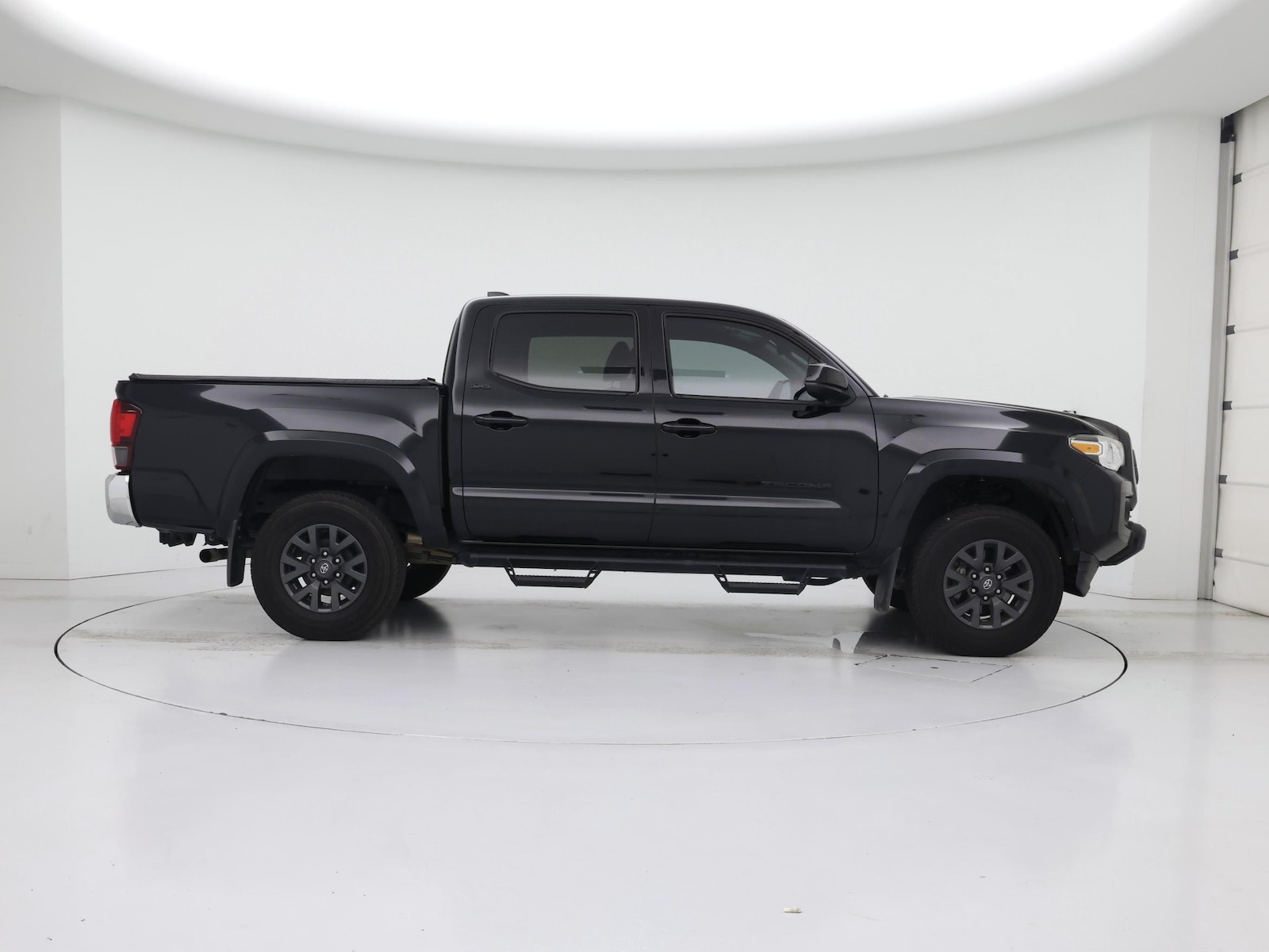 2021 Toyota Tacoma SR5 - Photo 8