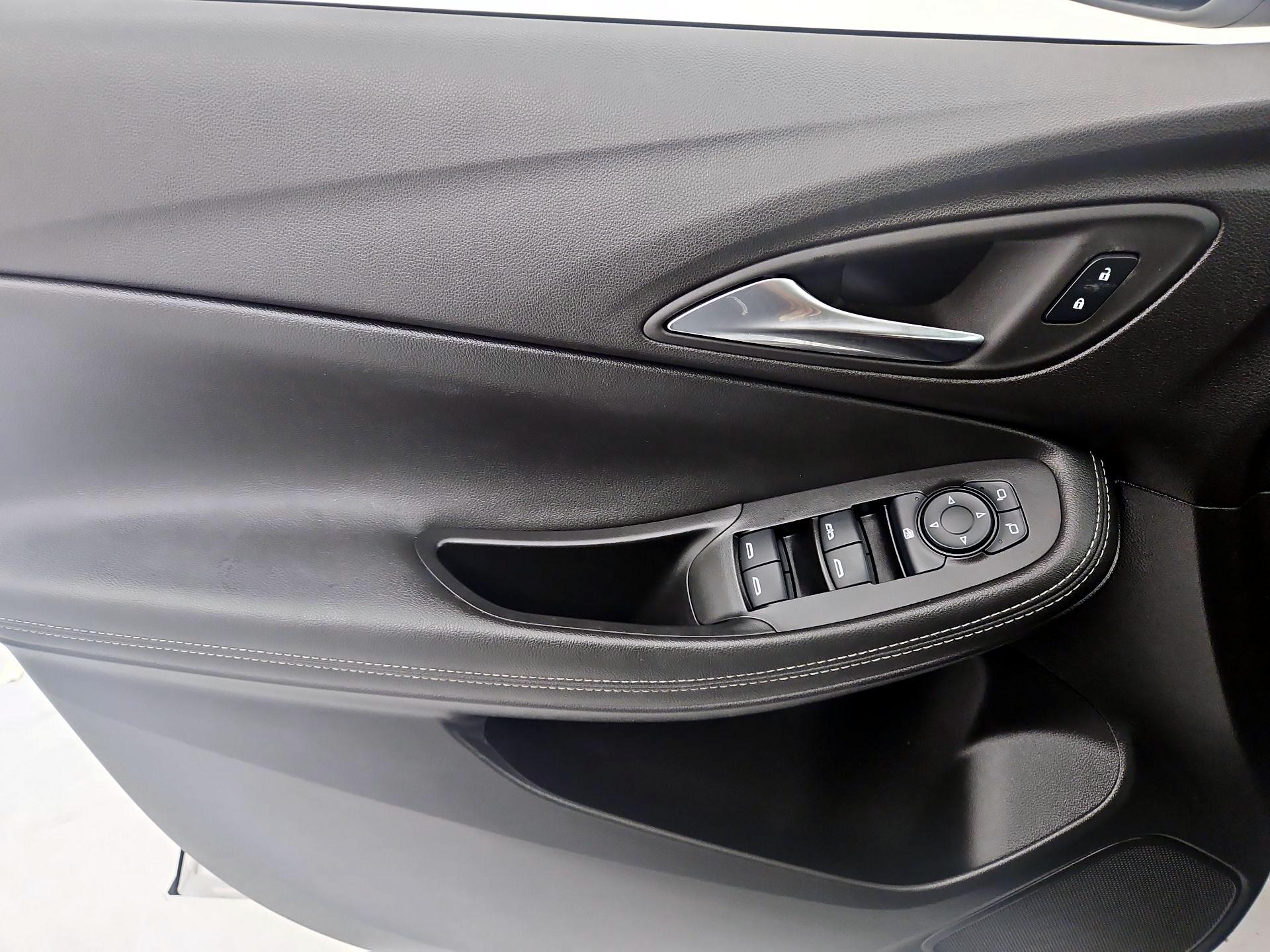 Thumbnail: 2025 Buick Encore GX - 12