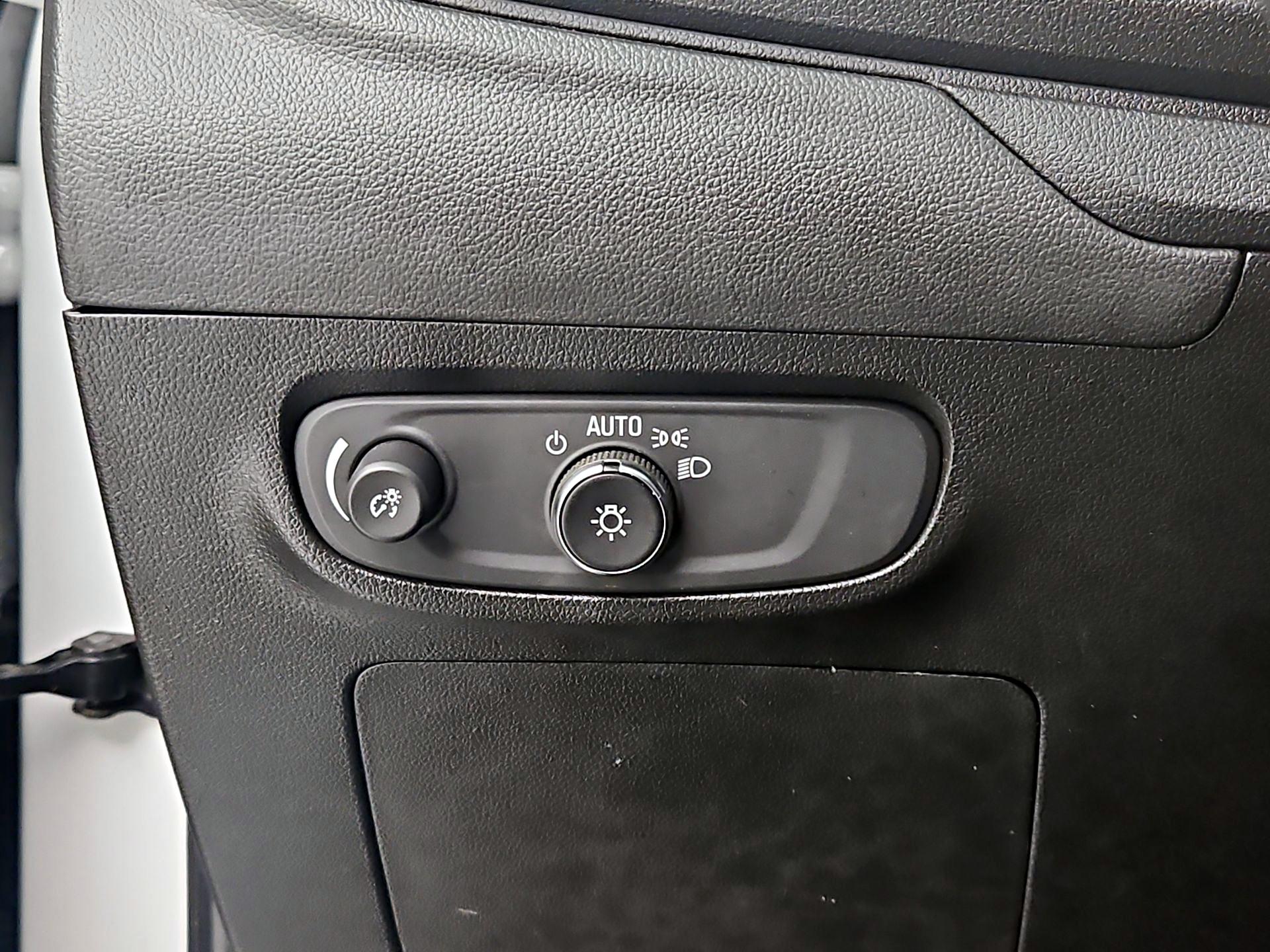 Thumbnail: 2025 Buick Encore GX - 13