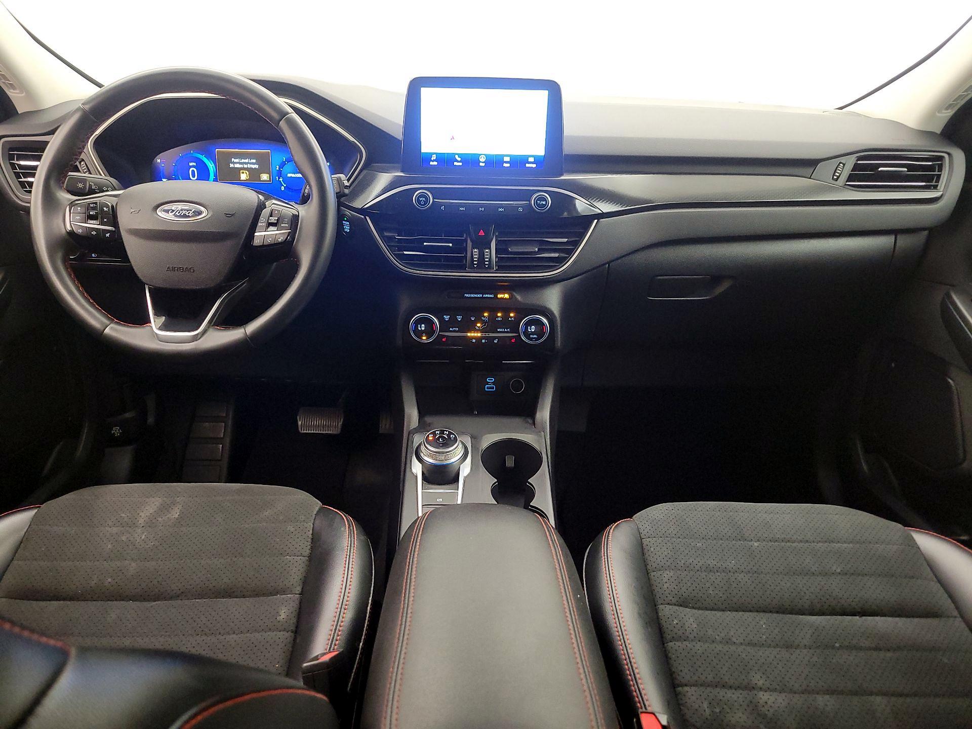 Thumbnail: 2021 Ford Escape - 9