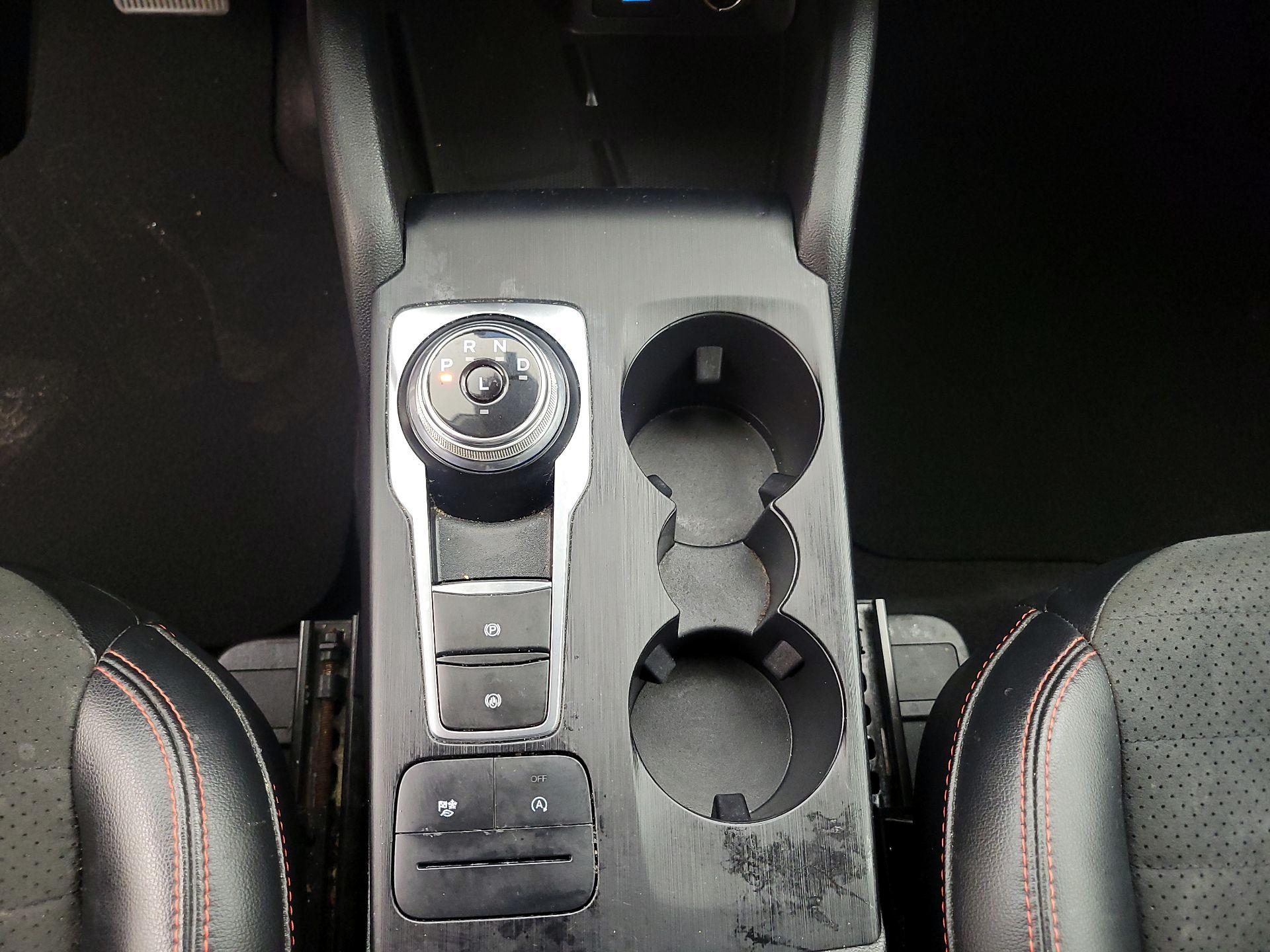 Thumbnail: 2021 Ford Escape - 17