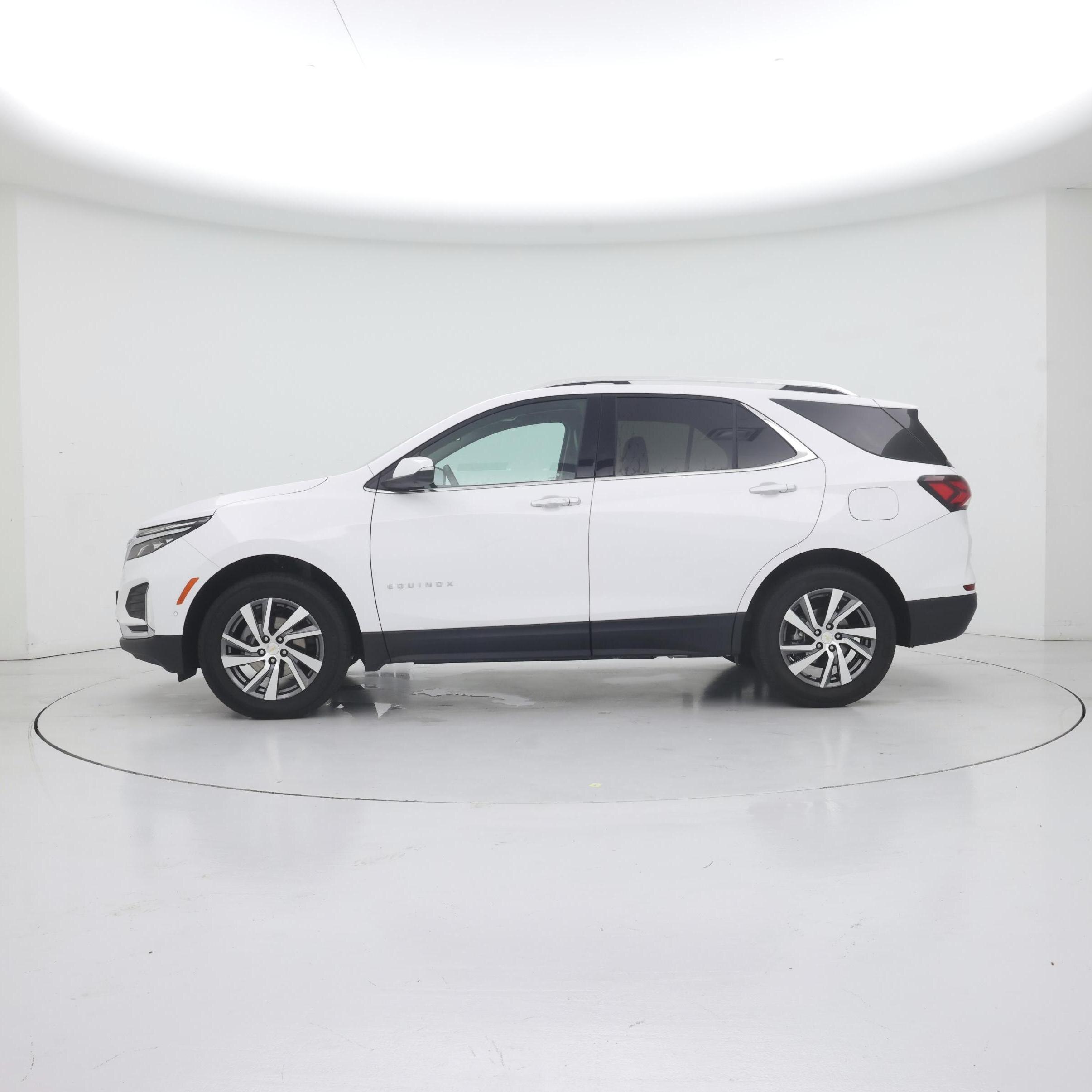 Thumbnail: 2024 Chevrolet Equinox - 3