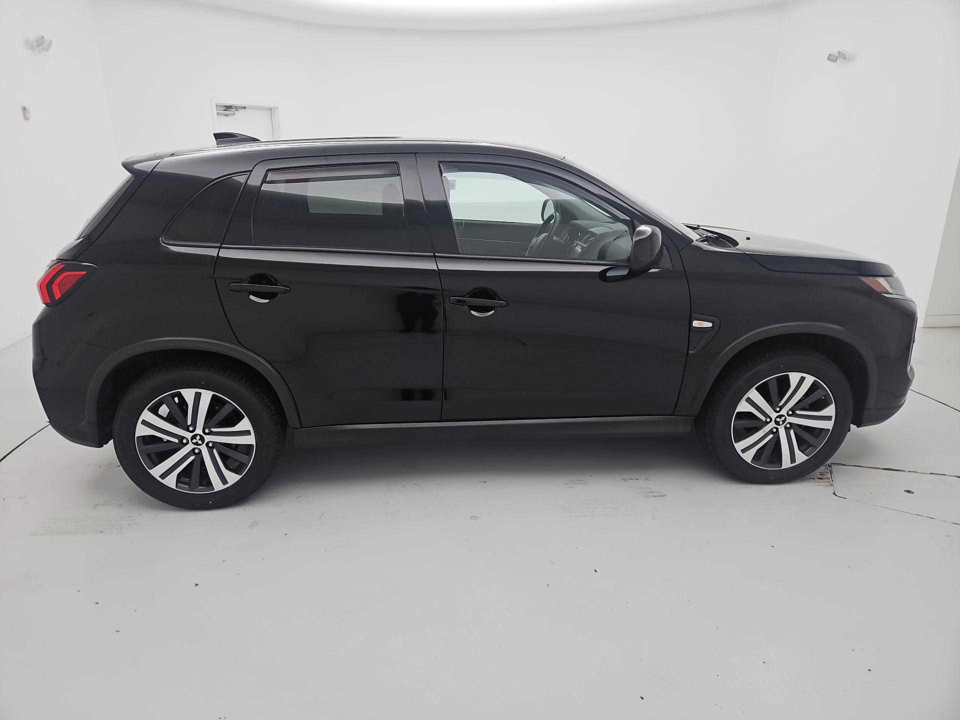 Thumbnail: 2022 Mitsubishi Outlander Sport - 4