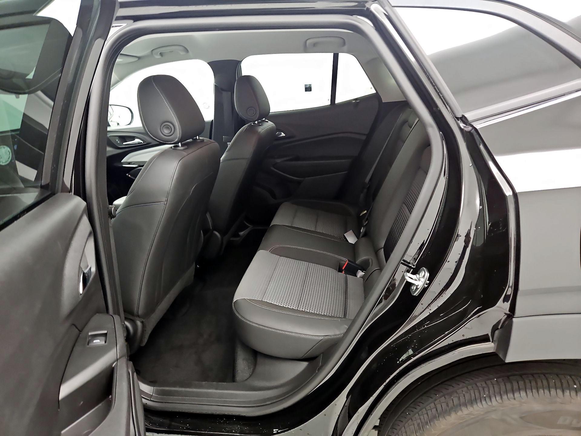 Thumbnail: 2025 Chevrolet Trax - 19