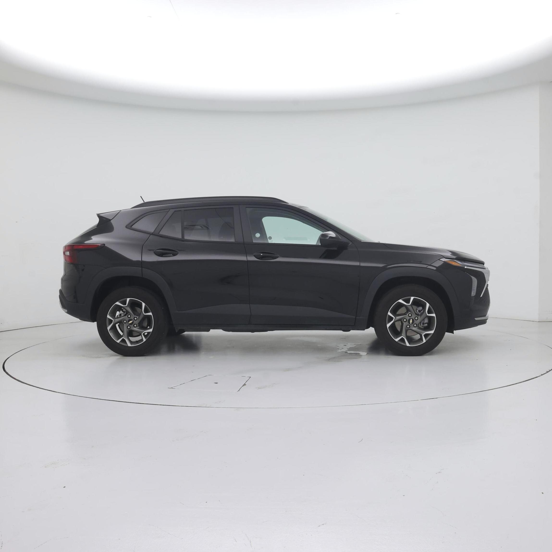Thumbnail: 2025 Chevrolet Trax - 7