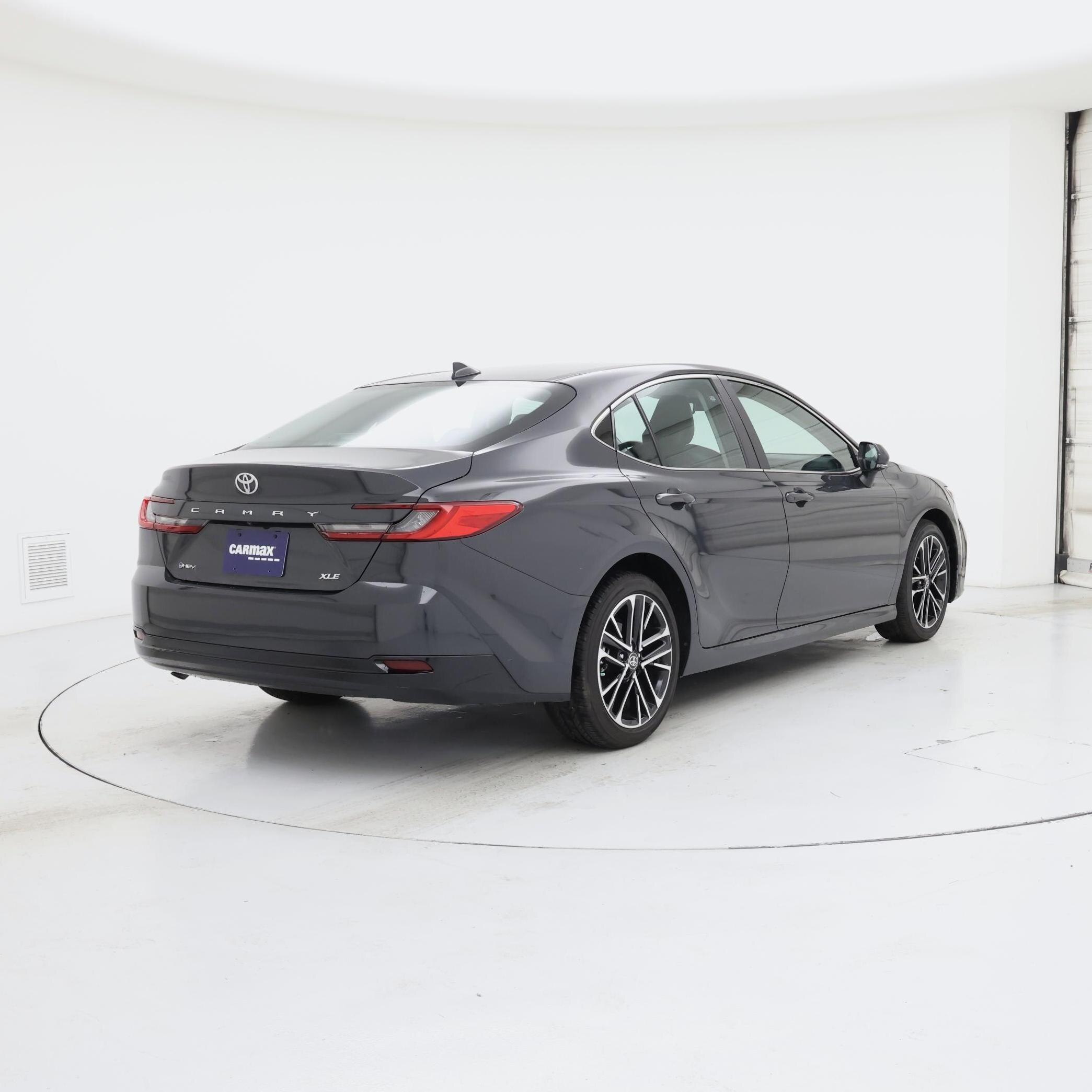 Thumbnail: 2025 Toyota Camry - 8