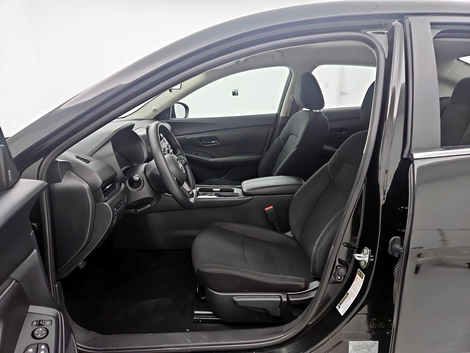 2025 Nissan Sentra S - Photo 12