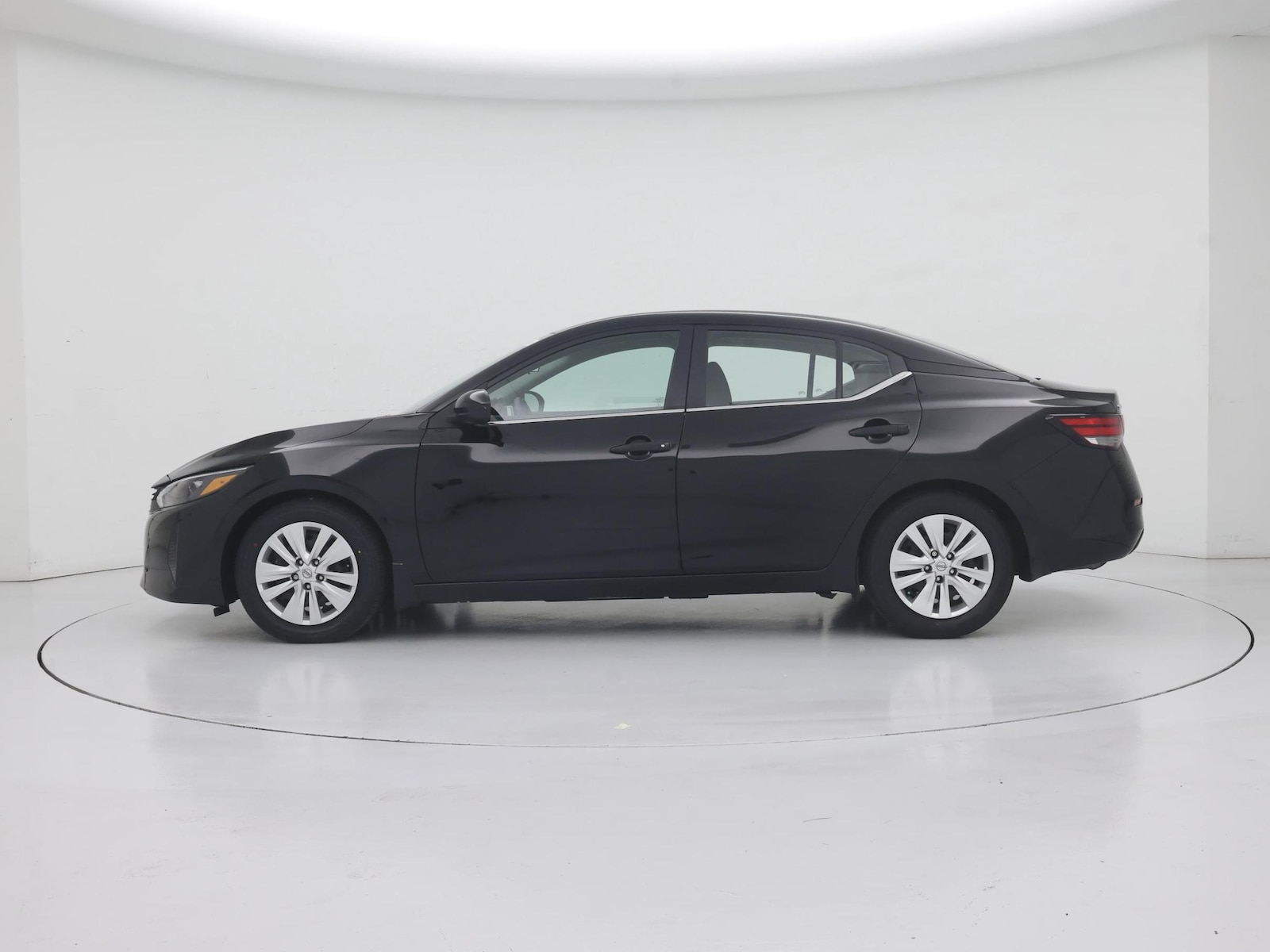 2025 Nissan Sentra S - Photo 4