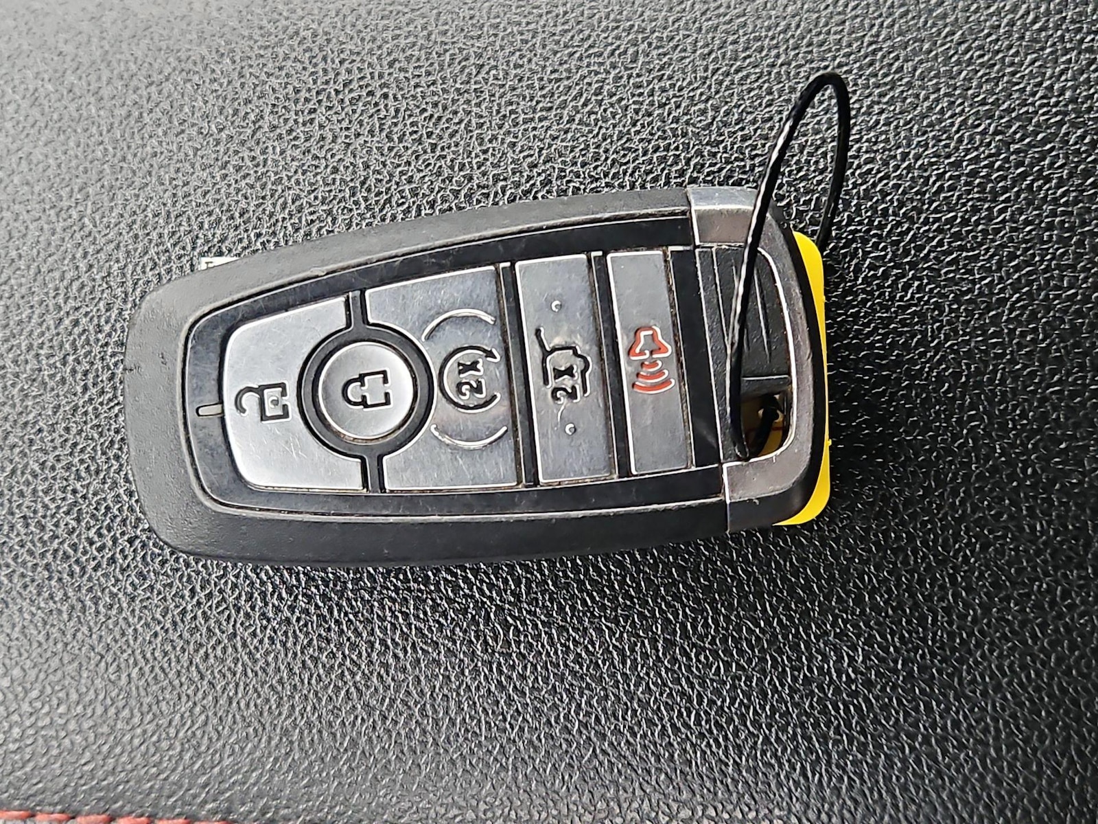 2023 Ford Escape ST-Line - Photo 24