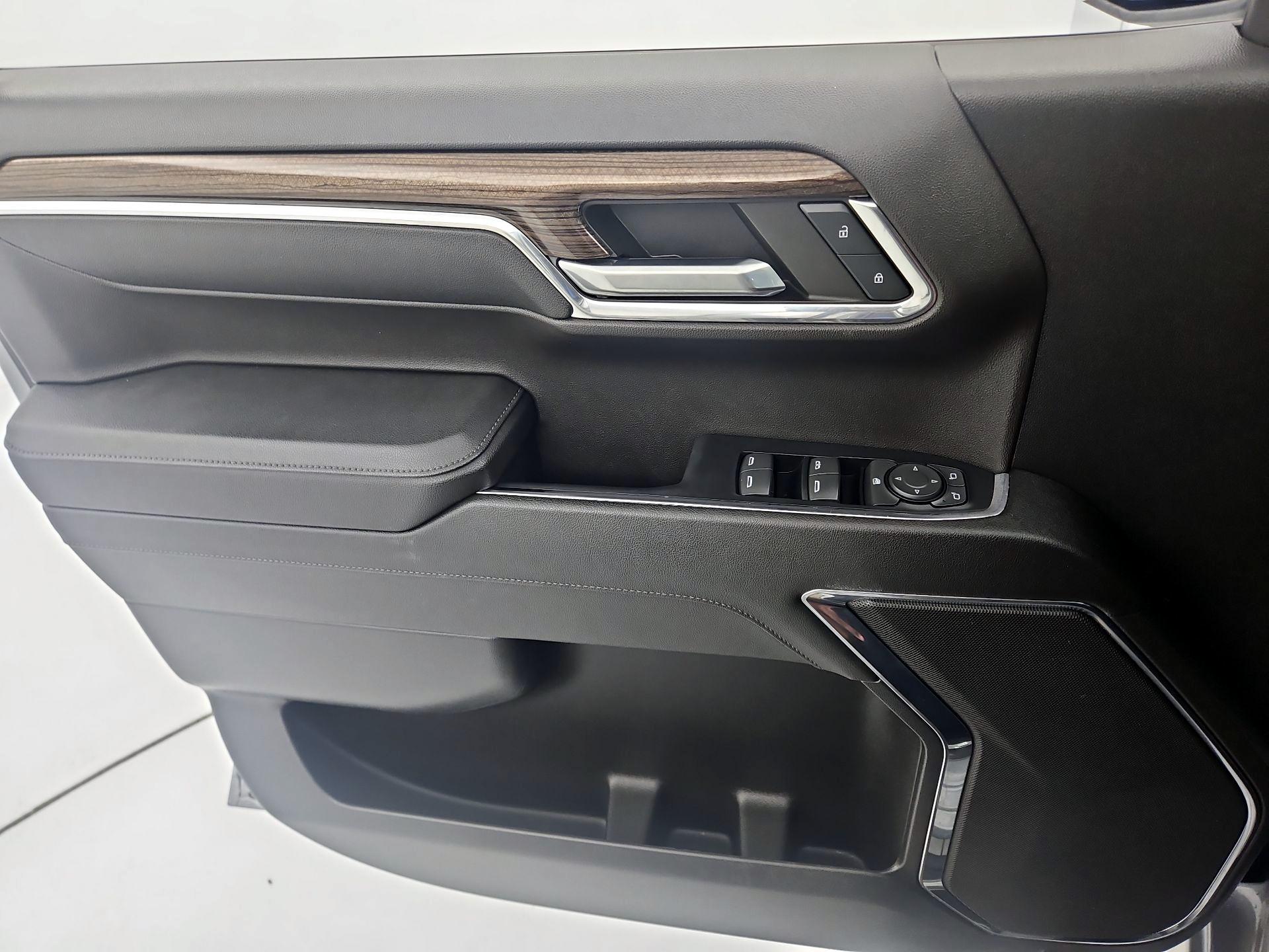 Thumbnail: 2023 Chevrolet Silverado 1500 - 12