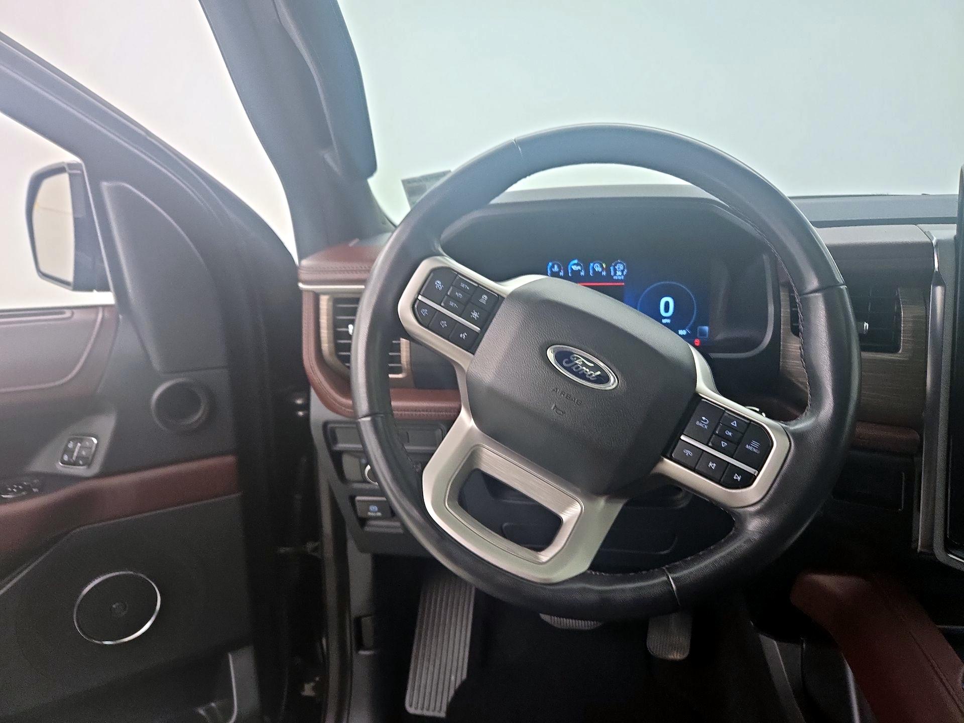 Thumbnail: 2024 Ford Expedition - 10