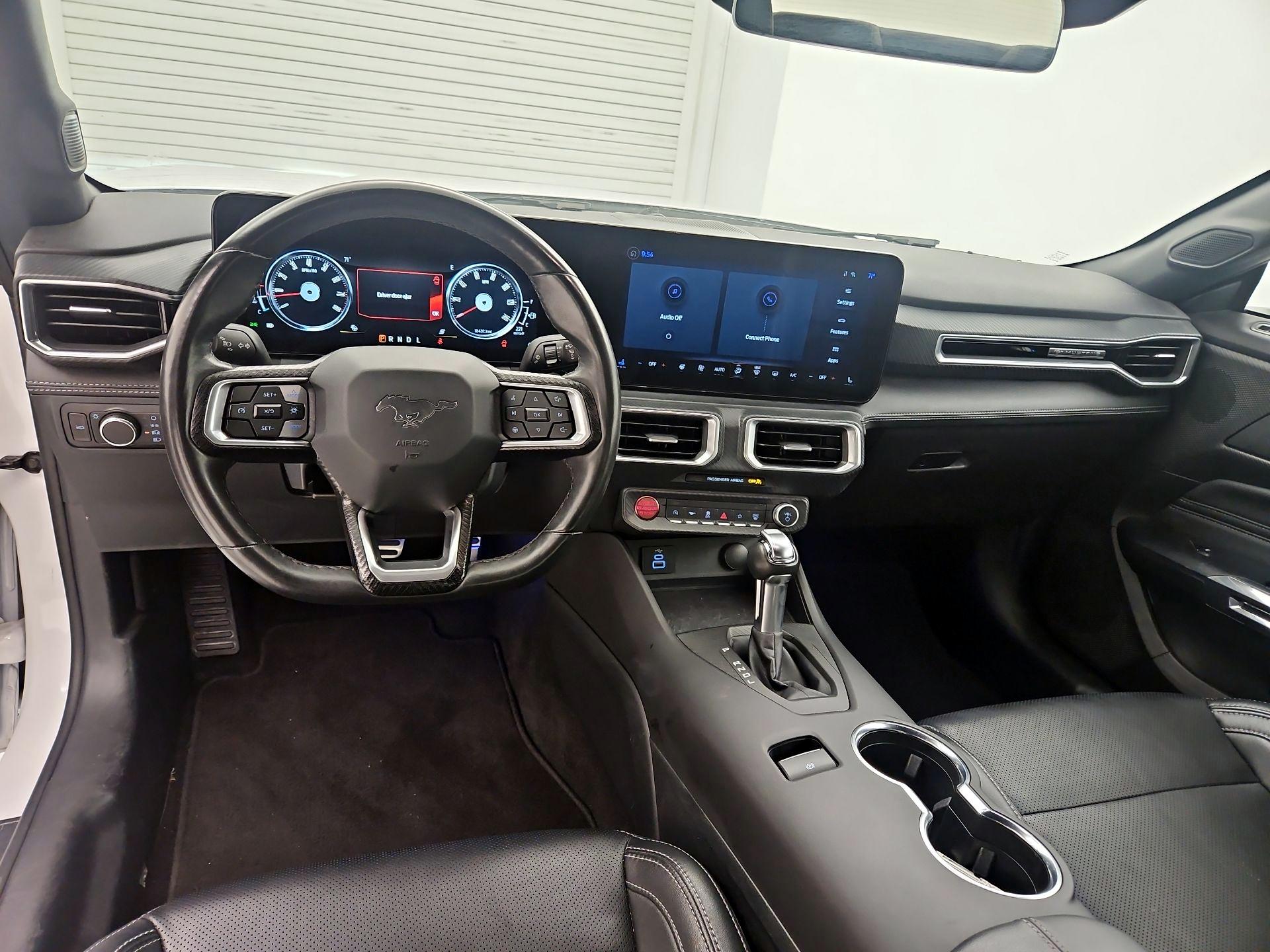 Thumbnail: 2025 Ford Mustang - 9